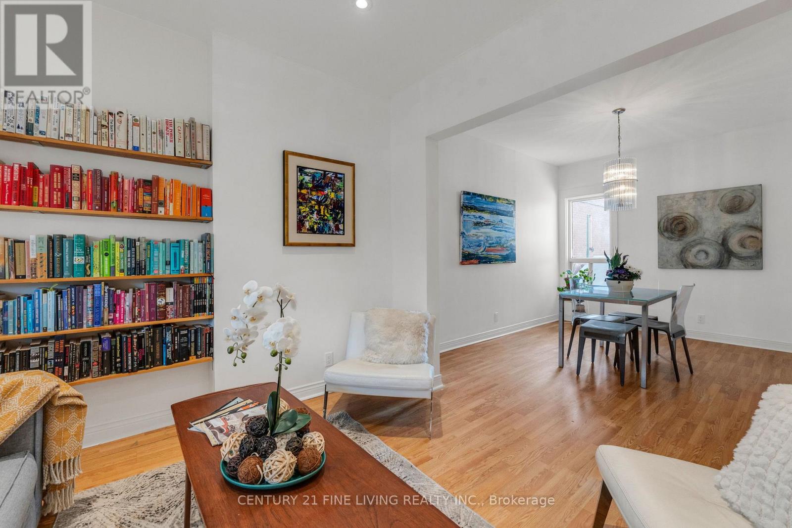 220 St Helen's Avenue, Toronto (Dufferin Grove), Ontario  M6H 4A3 - Photo 13 - C13082088