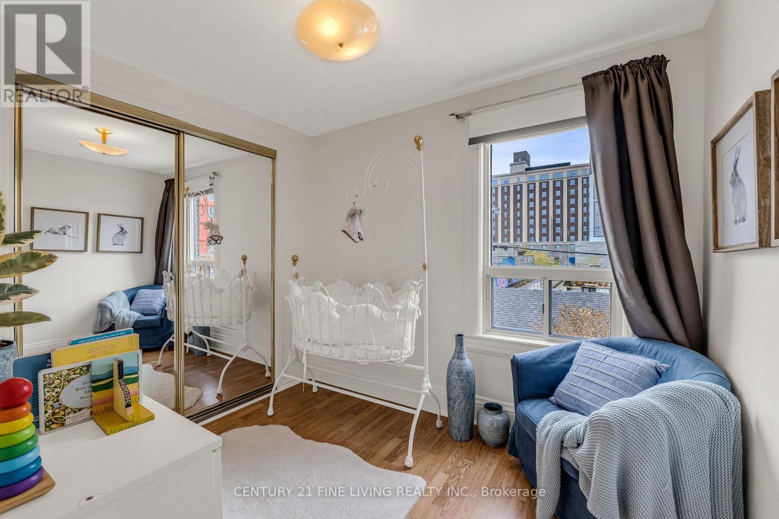 220 St Helen's Avenue, Toronto (Dufferin Grove), Ontario  M6H 4A3 - Photo 30 - C13082088