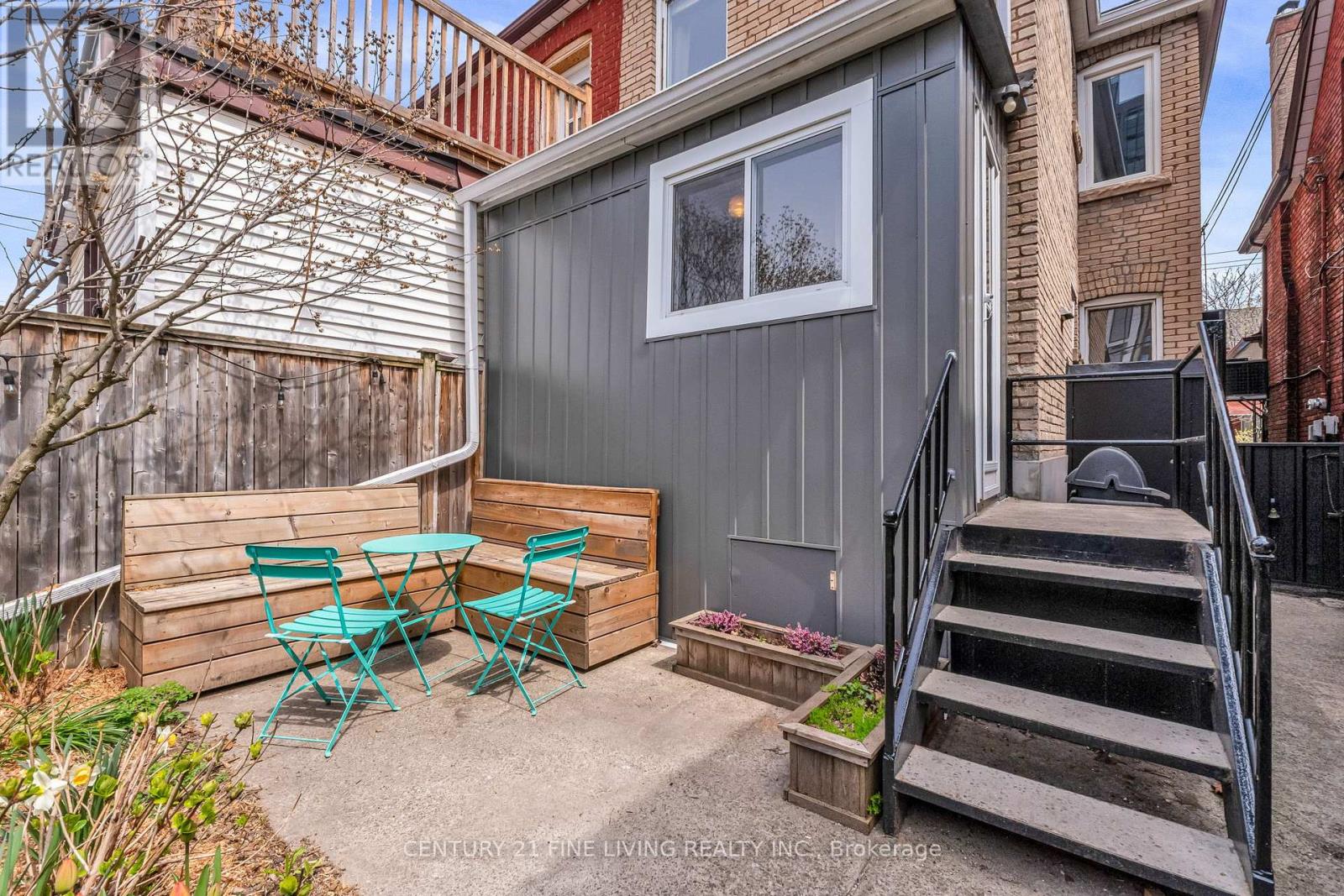 220 St Helen's Avenue, Toronto (Dufferin Grove), Ontario  M6H 4A3 - Photo 46 - C13082088