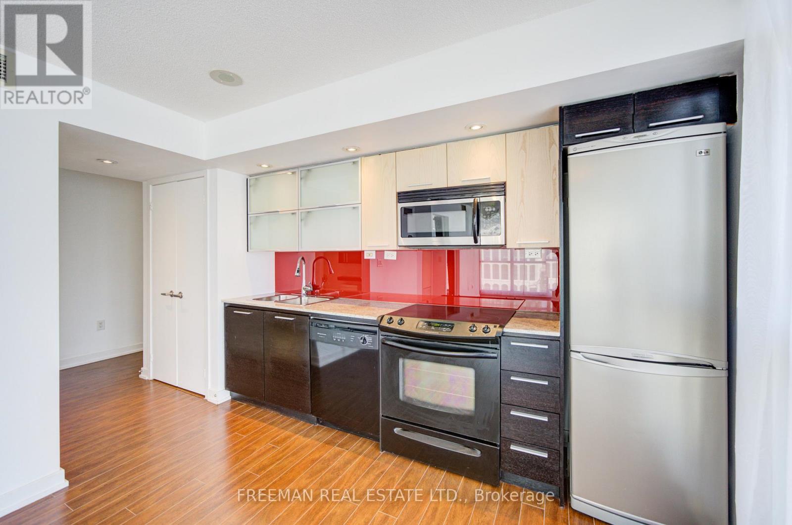 1007 - 25 Capreol Court, Toronto (Waterfront Communities), Ontario  M5V 3Z7 - Photo 11 - C13082122