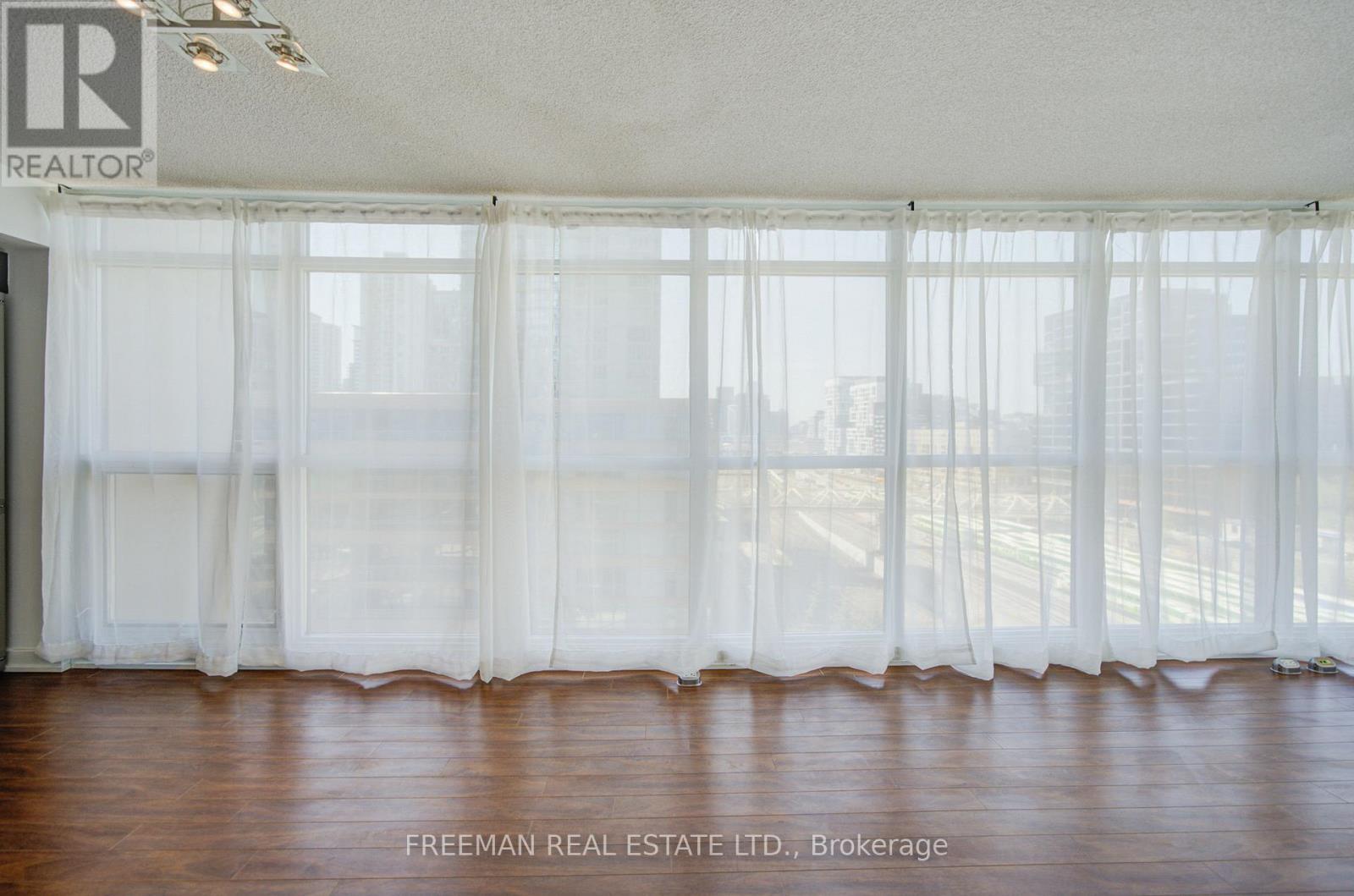 1007 - 25 Capreol Court, Toronto (Waterfront Communities), Ontario  M5V 3Z7 - Photo 20 - C13082122