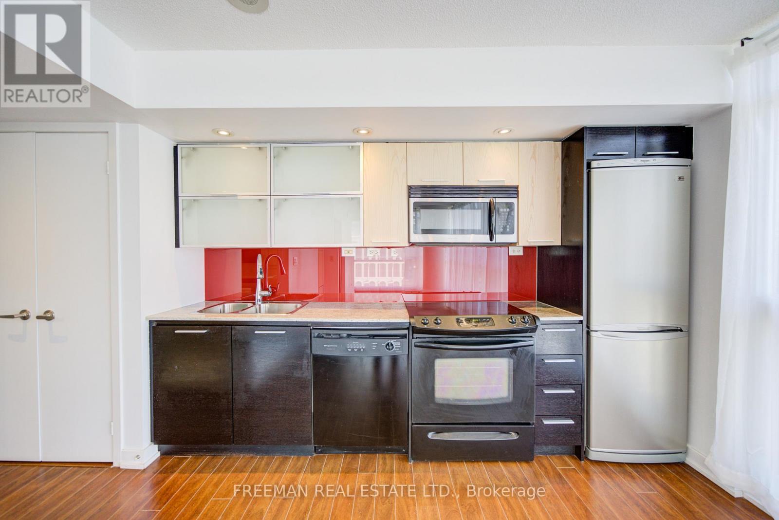 1007 - 25 Capreol Court, Toronto (Waterfront Communities), Ontario  M5V 3Z7 - Photo 8 - C13082122