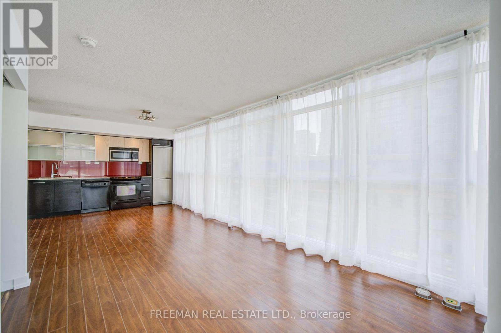 1007 - 25 Capreol Court, Toronto (Waterfront Communities), Ontario  M5V 3Z7 - Photo 9 - C13082122