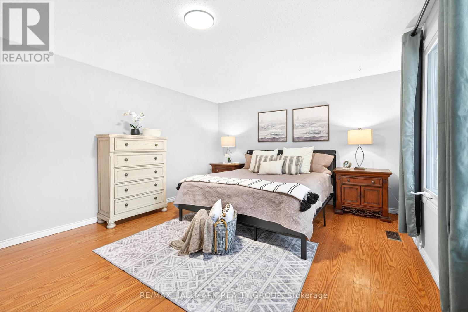 1930 Southampton Court, Ottawa, Ontario  K2C 0W4 - Photo 14 - X13082086