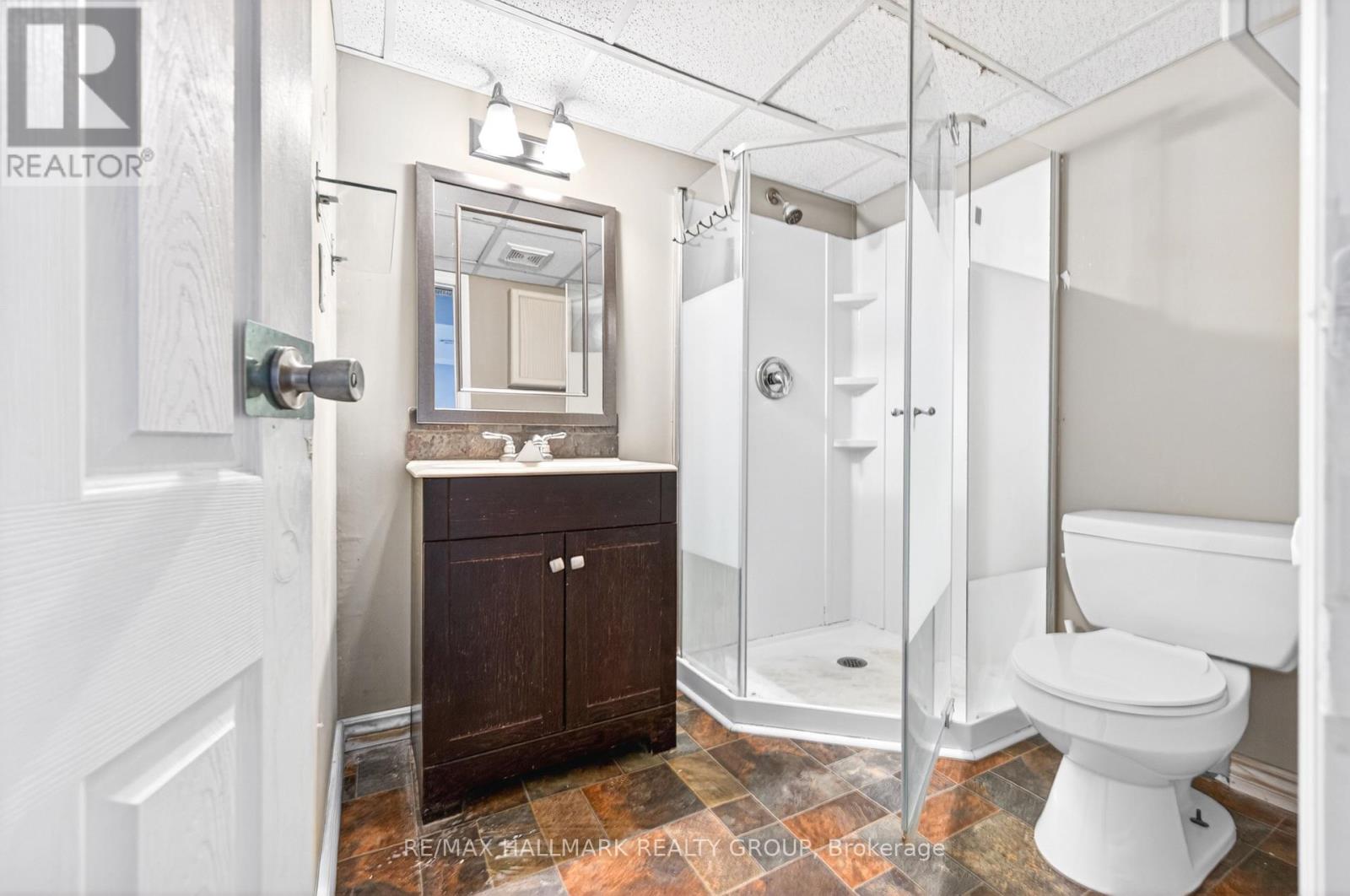 1930 Southampton Court, Ottawa, Ontario  K2C 0W4 - Photo 39 - X13082086