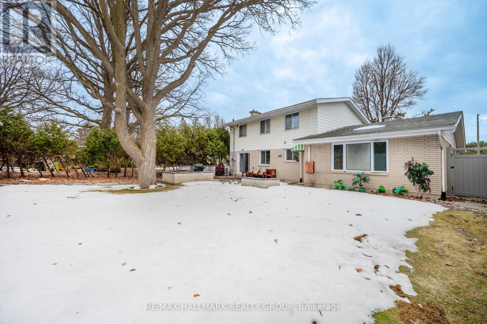 1930 Southampton Court, Ottawa, Ontario  K2C 0W4 - Photo 41 - X13082086