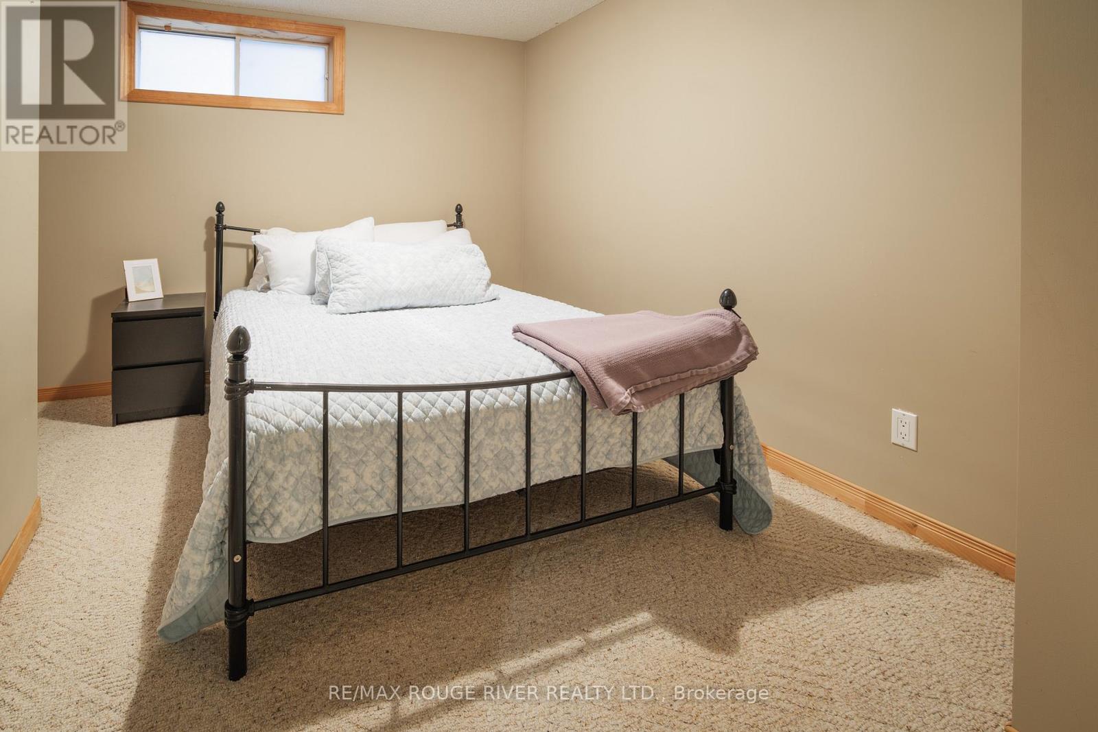 2052 Lynn Heights Drive, Pickering (Liverpool), Ontario  L1X 1N8 - Photo 20 - E13082120