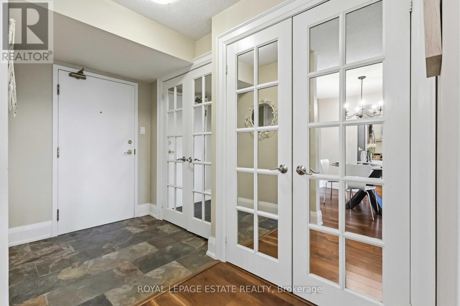 701 - 1093 Kingston Road, Toronto (Birchcliffe-Cliffside), Ontario  M1N 4E2 - Photo 6 - E13082148