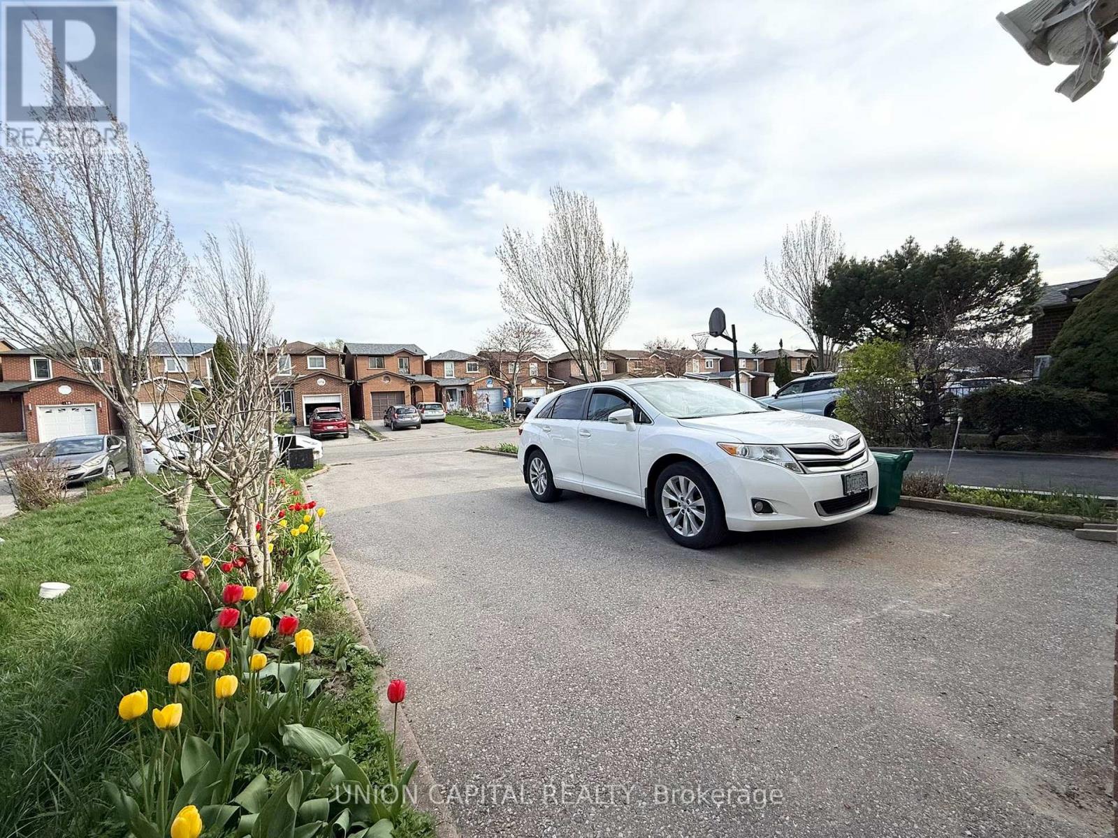 115 Dunbar Crescent, Markham (Milliken Mills East), Ontario  L3R 6W4 - Photo 3 - N13082064