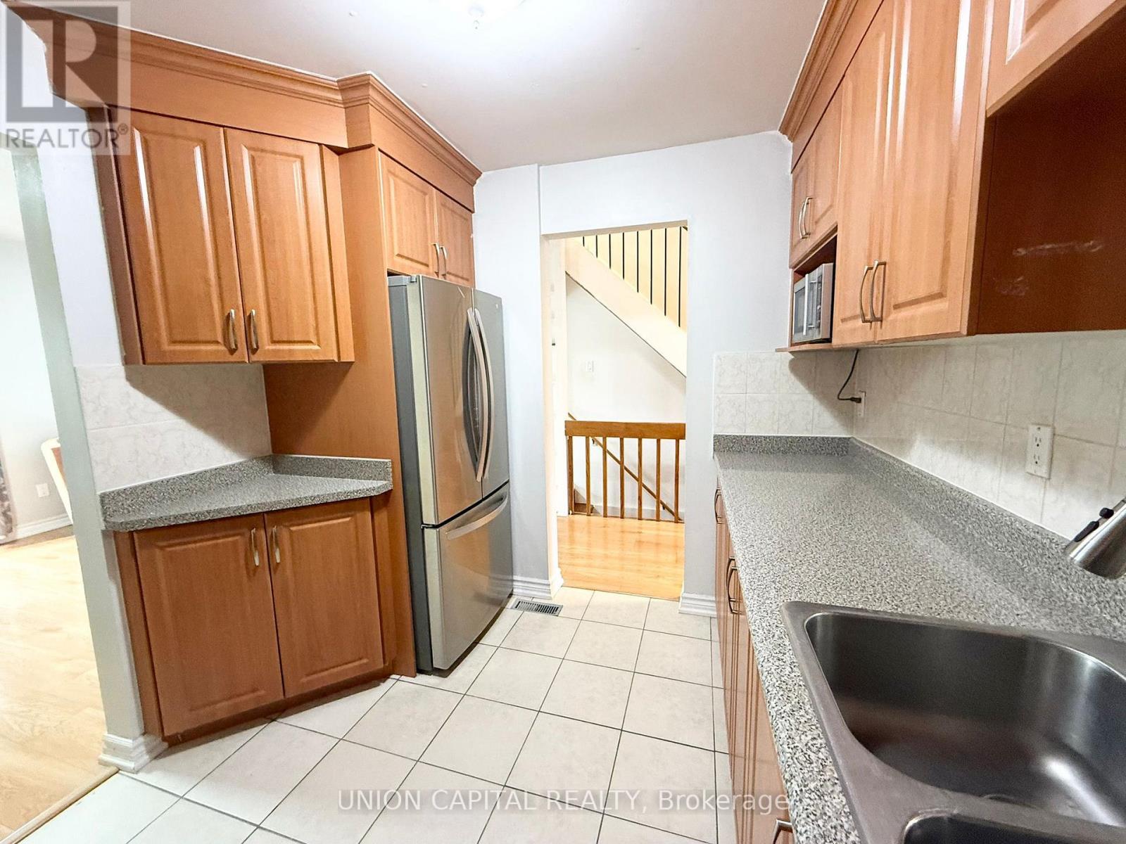 115 Dunbar Crescent, Markham (Milliken Mills East), Ontario  L3R 6W4 - Photo 6 - N13082064