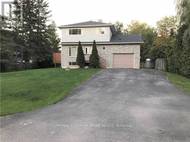 745 THIRD AVENUE, Georgina, Ontario