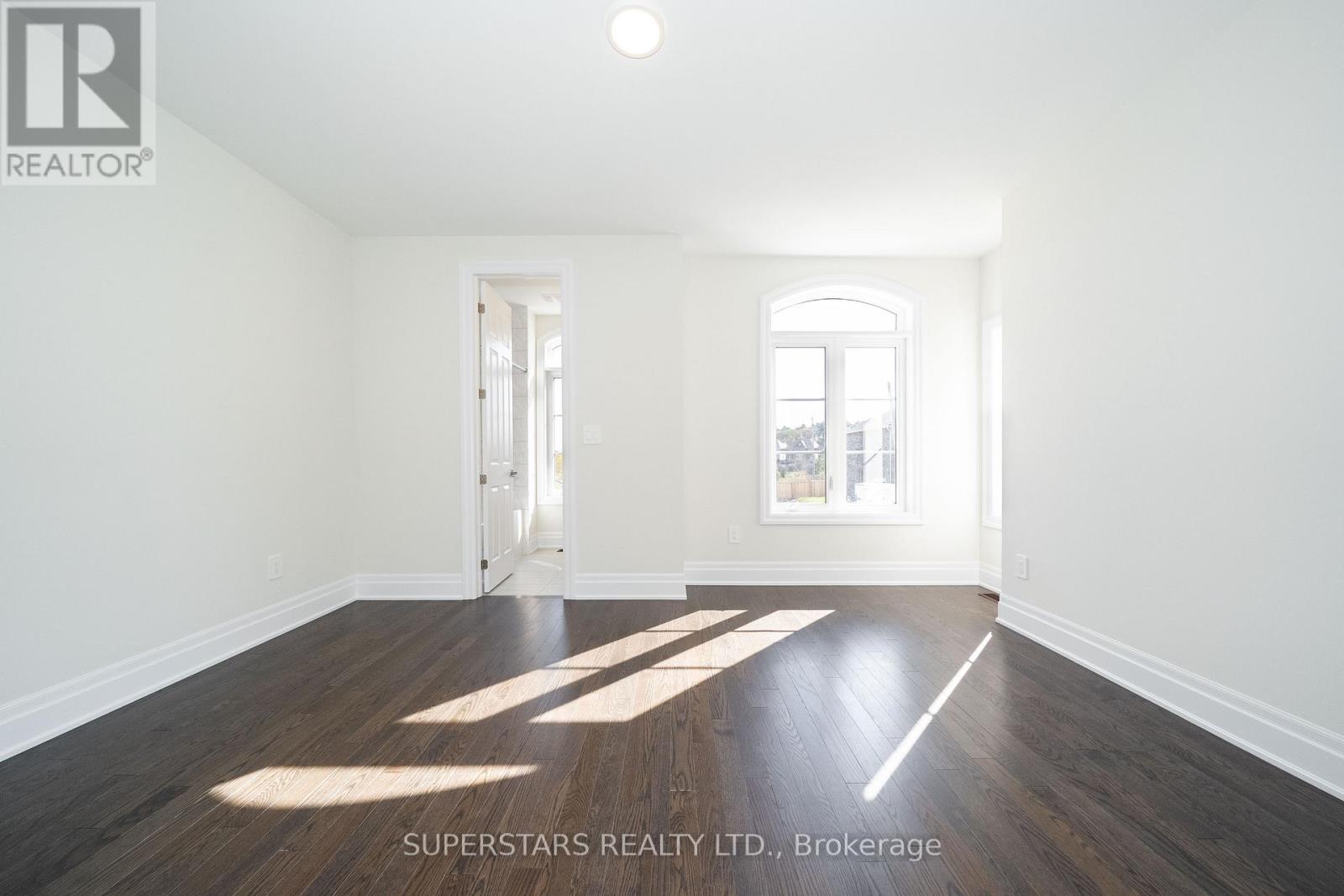 215 Archerhill Circle, Whitchurch-Stouffville, Ontario  L4G 4E2 - Photo 13 - N13082140