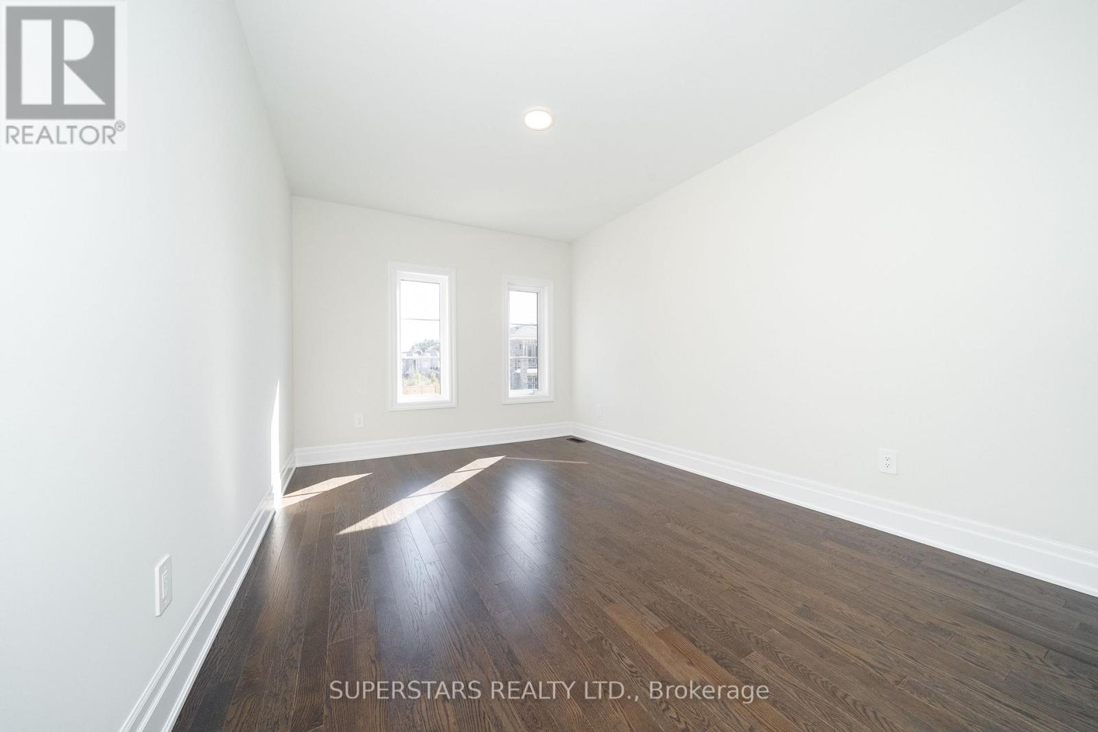 215 Archerhill Circle, Whitchurch-Stouffville, Ontario  L4G 4E2 - Photo 15 - N13082140