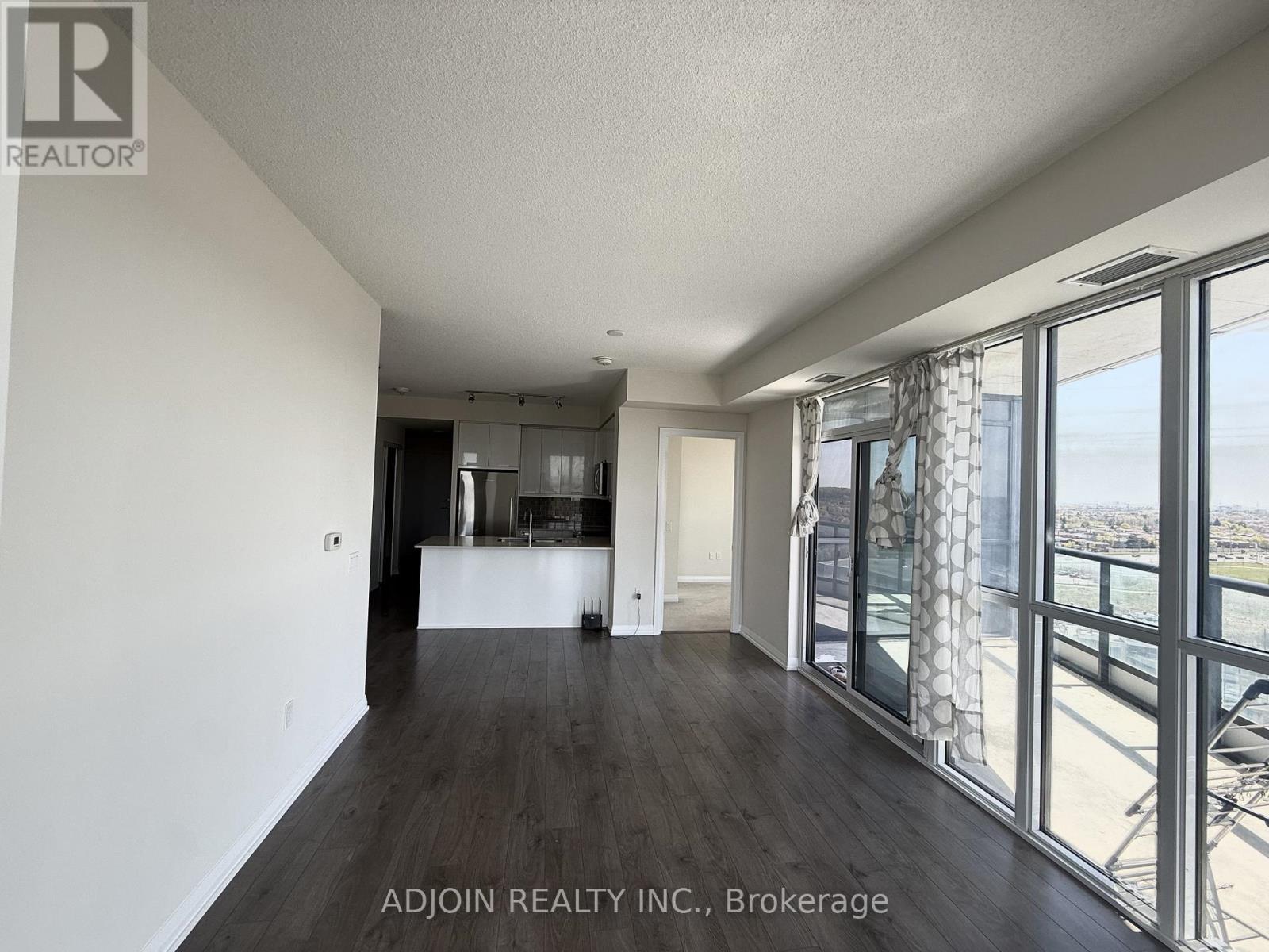 908 - 65 Watergarden Drive, Mississauga (Hurontario), Ontario  L5R 0G9 - Photo 2 - W13082082