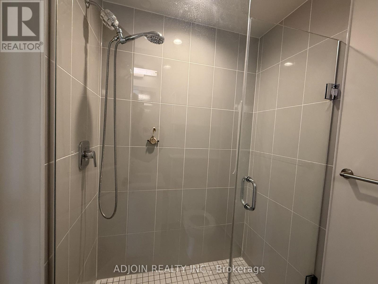908 - 65 Watergarden Drive, Mississauga (Hurontario), Ontario  L5R 0G9 - Photo 8 - W13082082