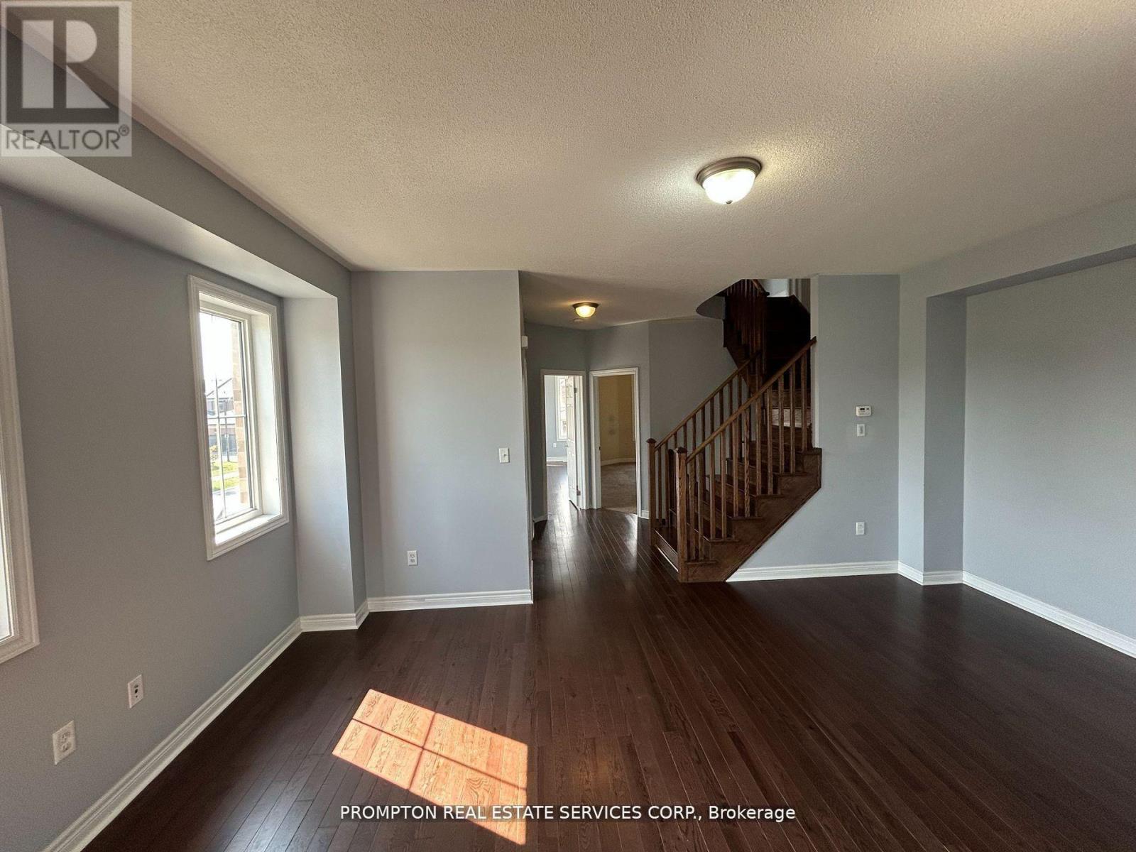 1 Fresnel Road, Brampton (Northwest Brampton), Ontario  L7A 4Z2 - Photo 12 - W13082168