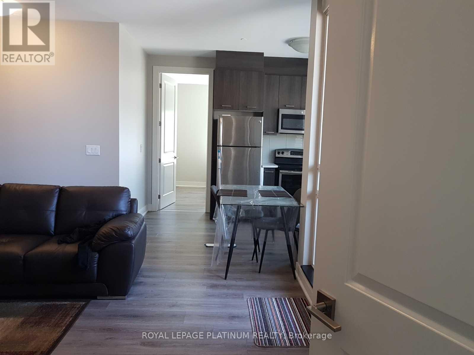 303 - 150 Main Street W, Hamilton (Central), Ontario  L8P 1H8 - Photo 13 - X13082074