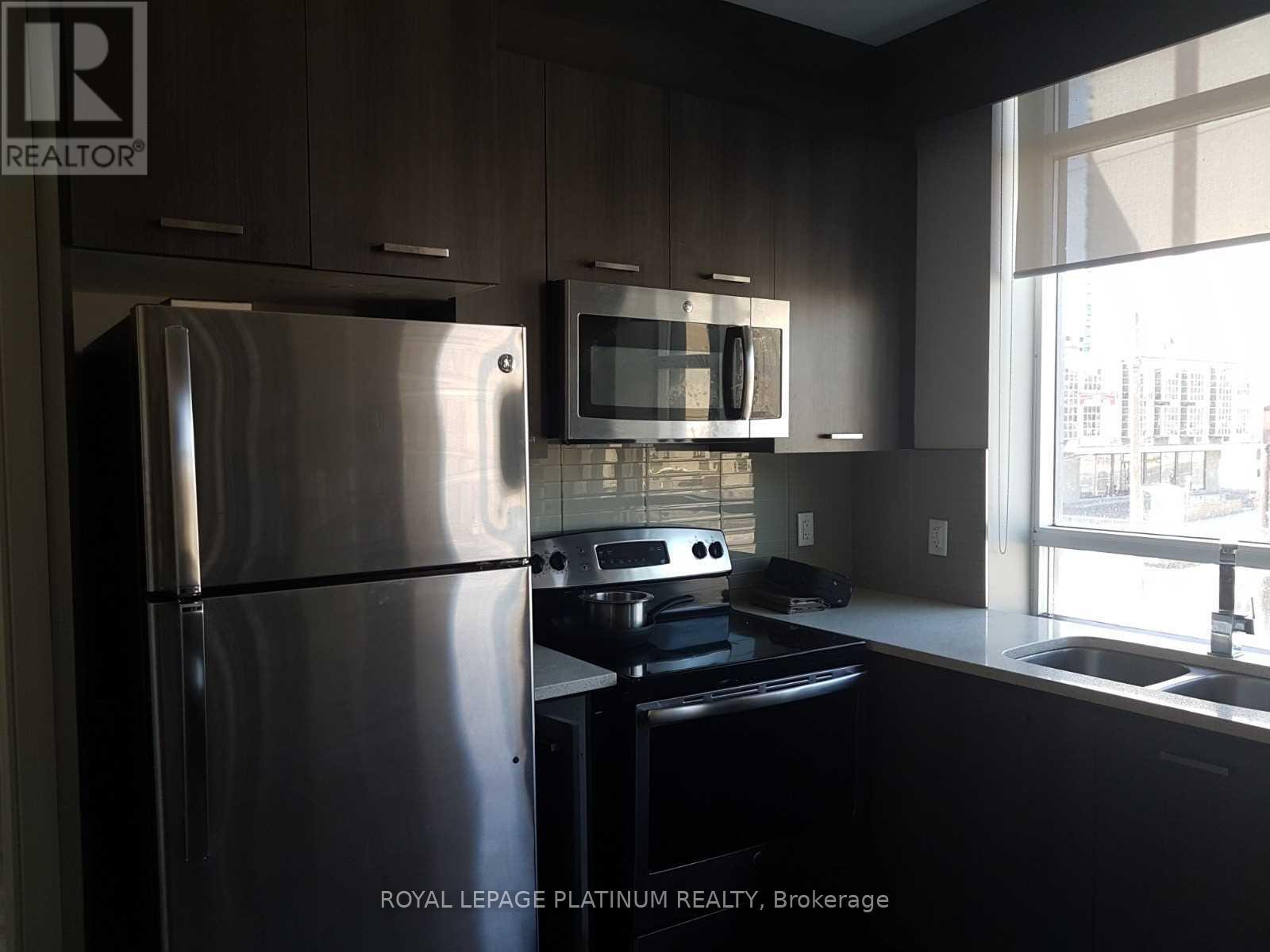 303 - 150 Main Street W, Hamilton (Central), Ontario  L8P 1H8 - Photo 15 - X13082074