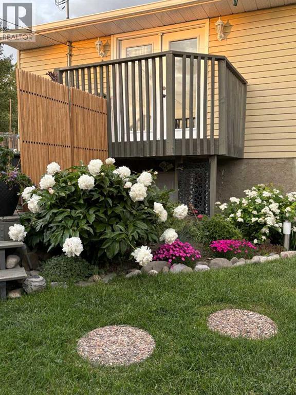 411 Mountain View Place, Longview, Alberta  T0L 0H0 - Photo 2 - A2279520