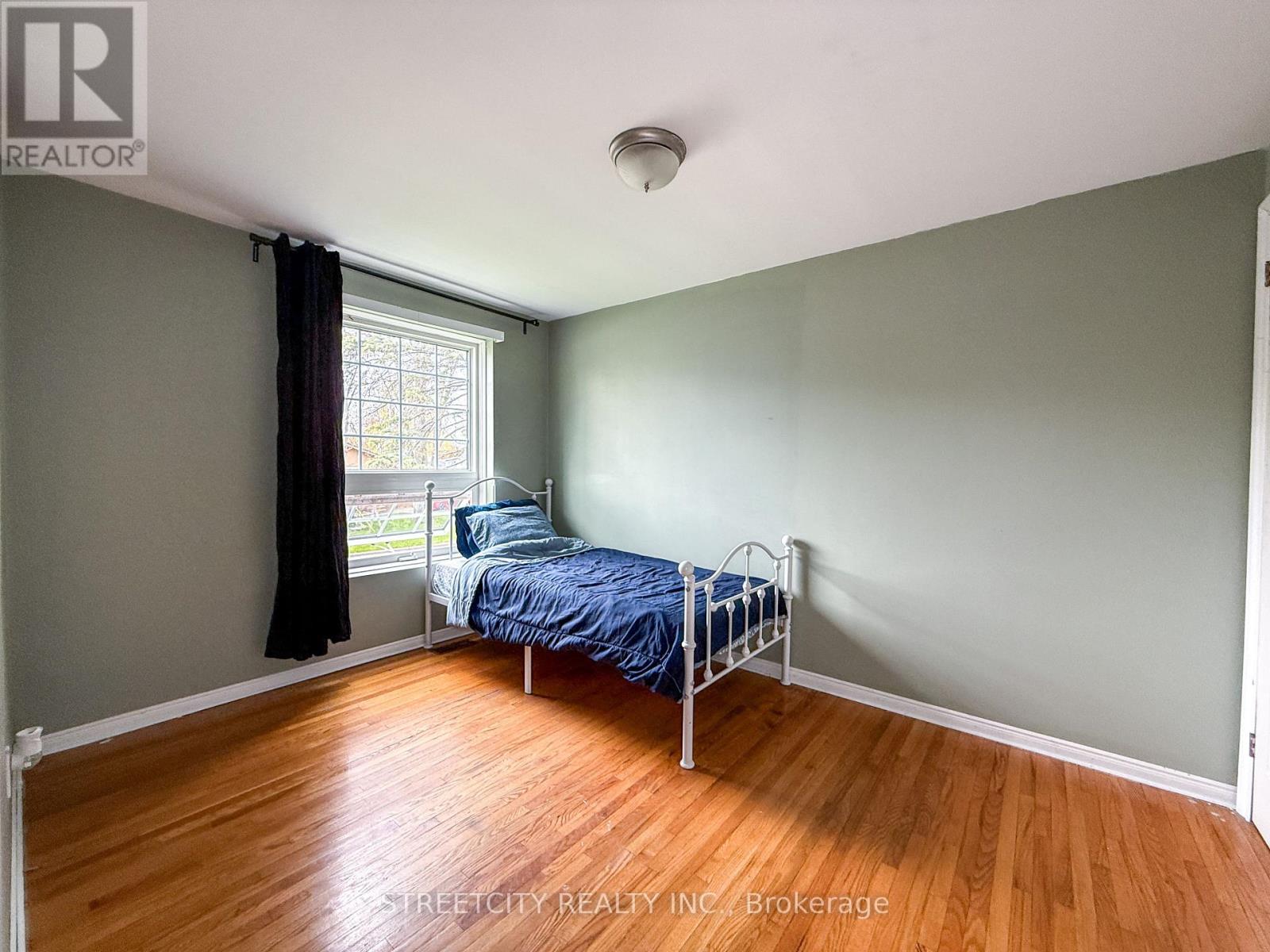 1508 Len Avenue, Sarnia, Ontario  N7S 3N1 - Photo 13 - X13082184