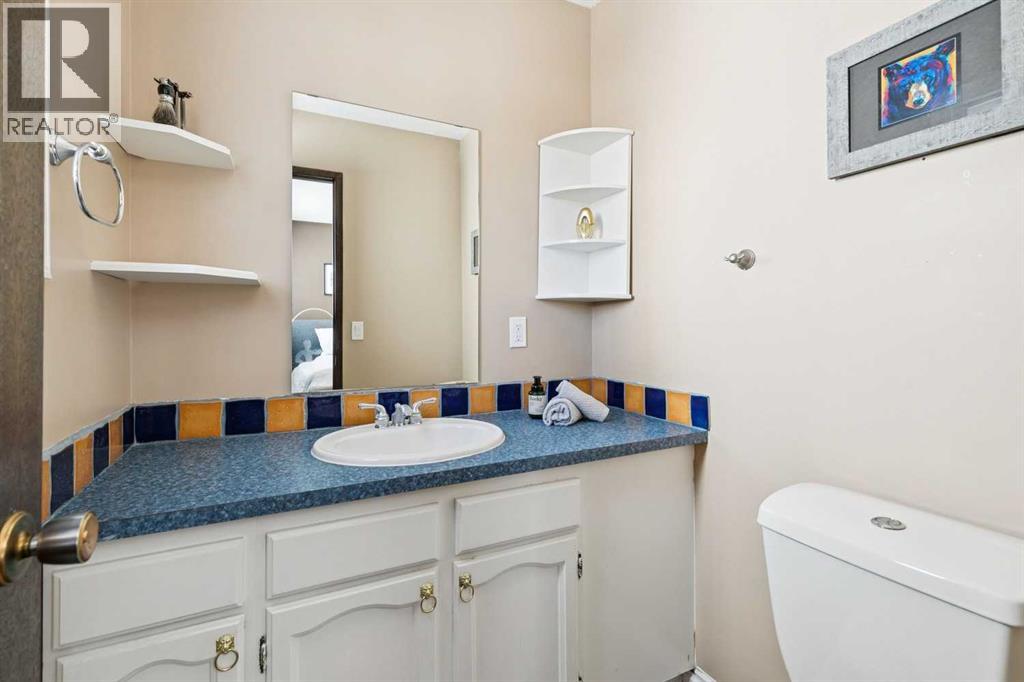 6608 Silverview Road NW, Calgary, Alberta  T3B 3L6 - Photo 15 - A2305940