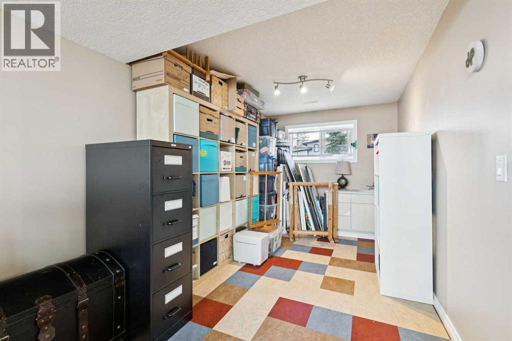6608 Silverview Road NW, Calgary, Alberta  T3B 3L6 - Photo 26 - A2305940