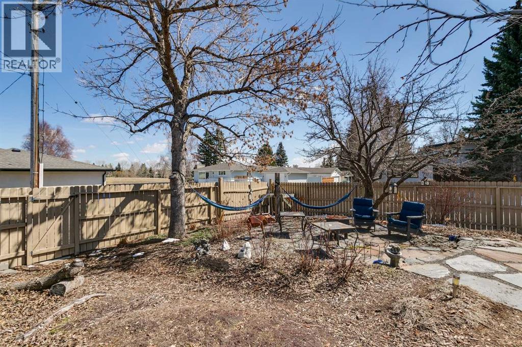 6608 Silverview Road NW, Calgary, Alberta  T3B 3L6 - Photo 39 - A2305940