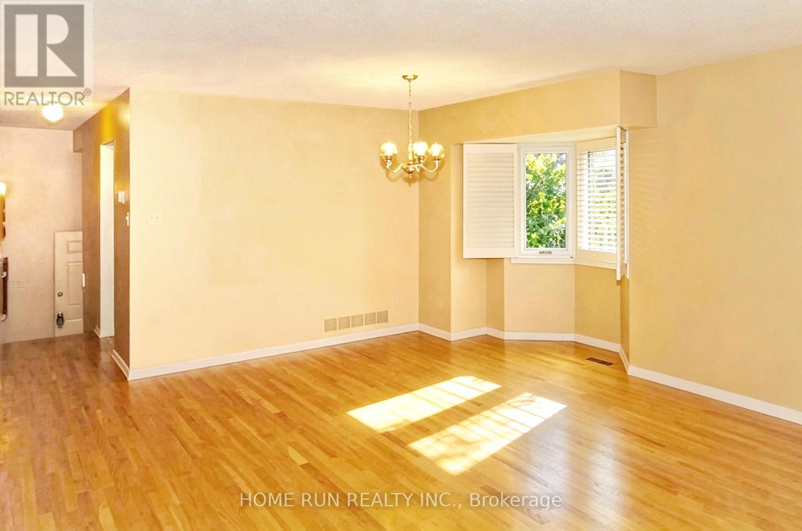 30 Sturbridge Private, Ottawa, Ontario  K1T 3J7 - Photo 5 - X13082234