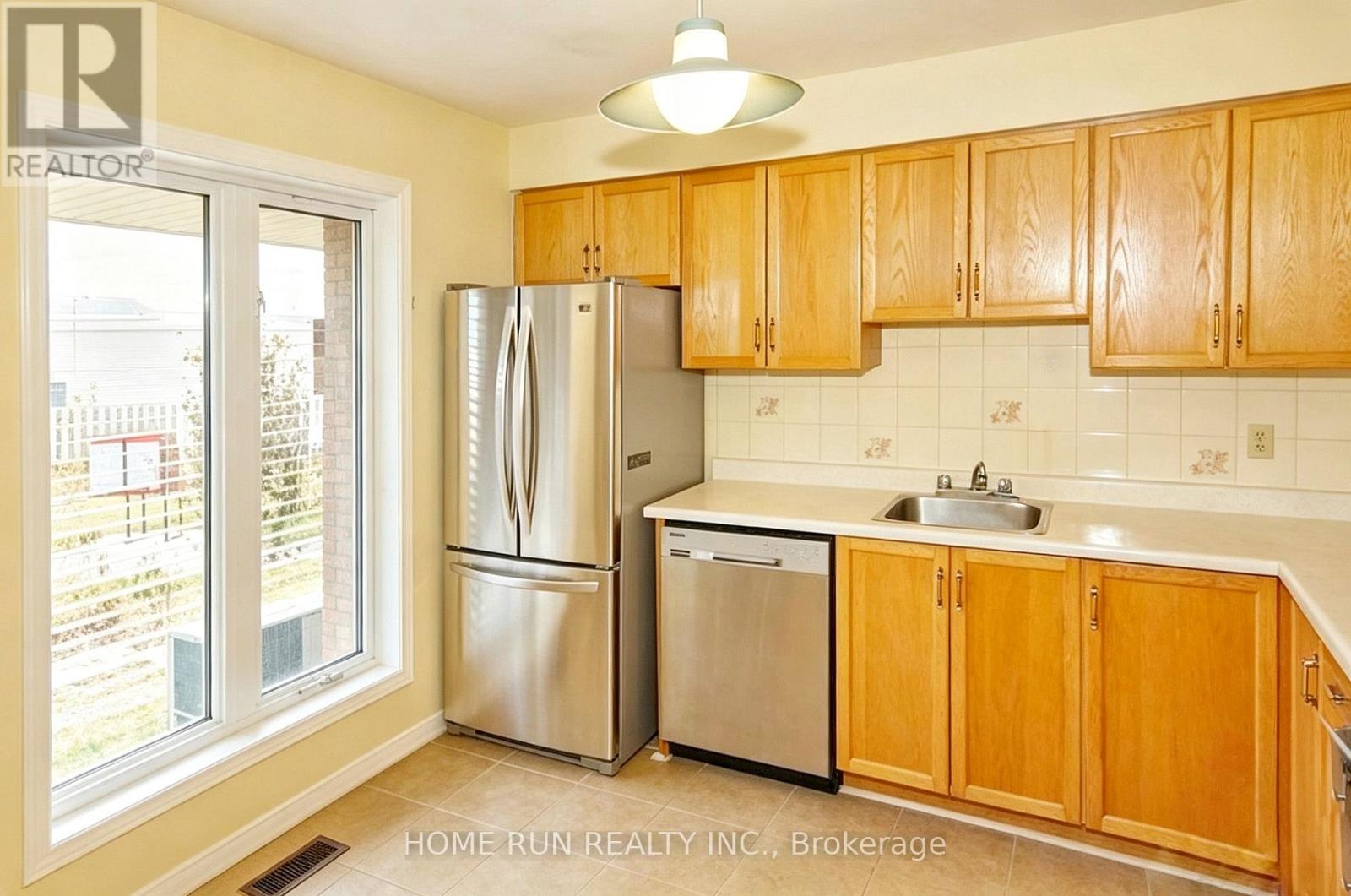 30 Sturbridge Private, Ottawa, Ontario  K1T 3J7 - Photo 6 - X13082234
