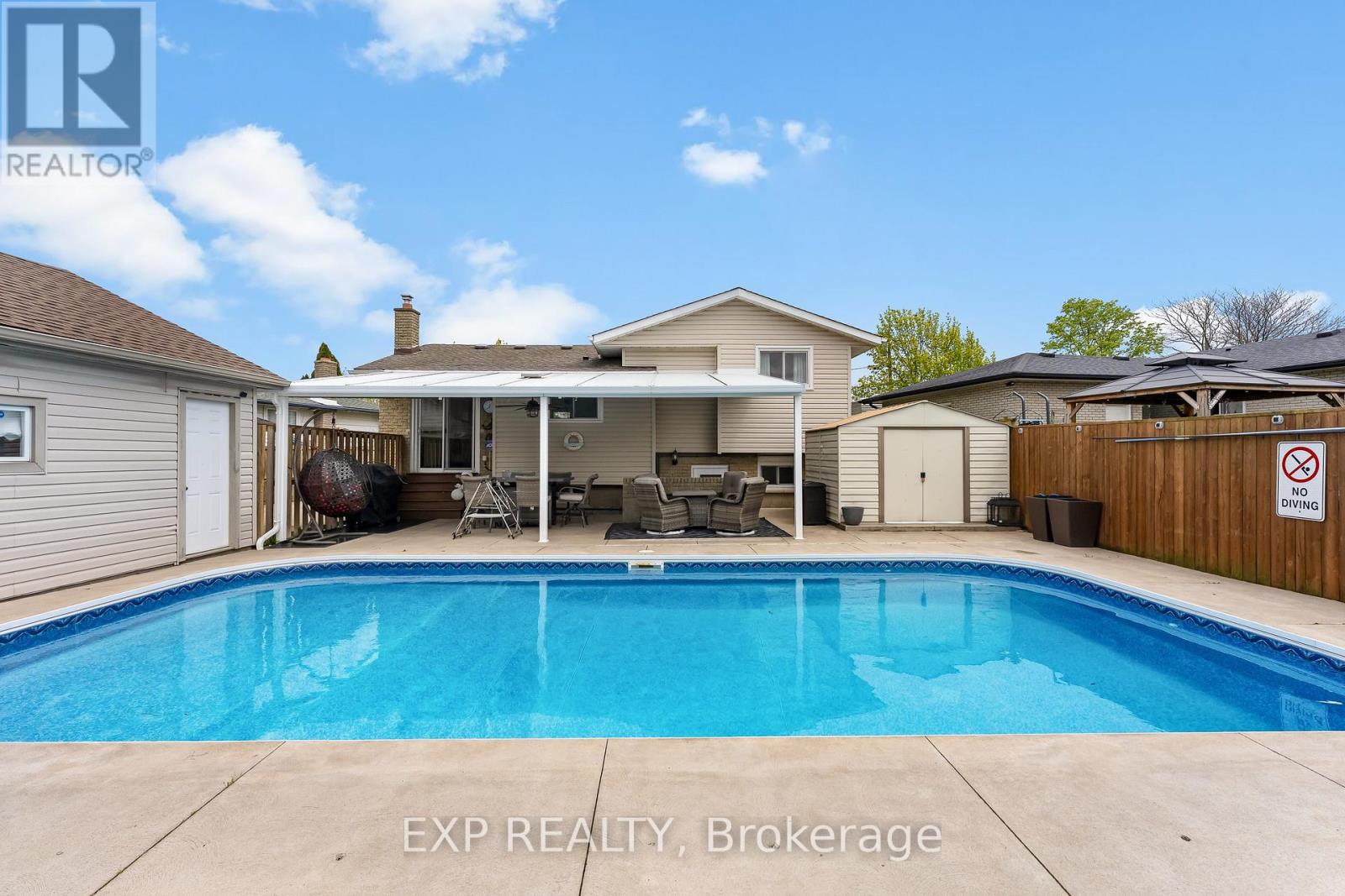 64 Carriage Road, St. Catharines (Secord Woods), Ontario  L2P 1T1 - Photo 19 - X13082194