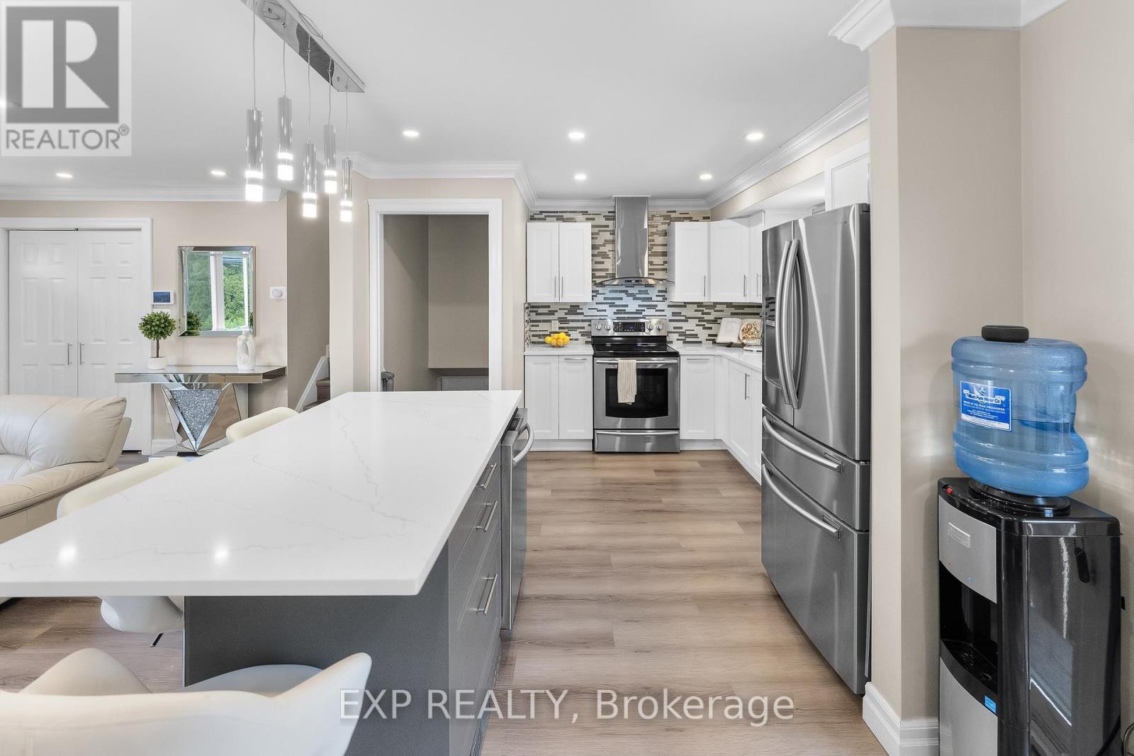 64 Carriage Road, St. Catharines (Secord Woods), Ontario  L2P 1T1 - Photo 37 - X13082194