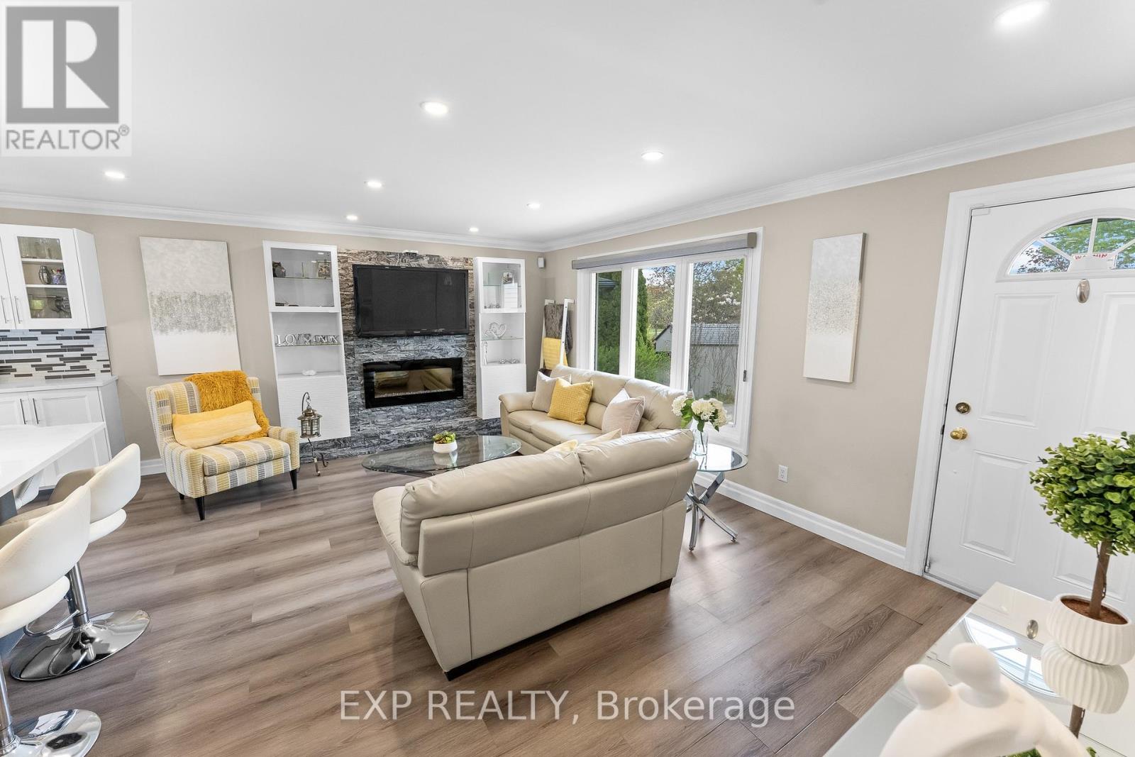 64 Carriage Road, St. Catharines (Secord Woods), Ontario  L2P 1T1 - Photo 40 - X13082194
