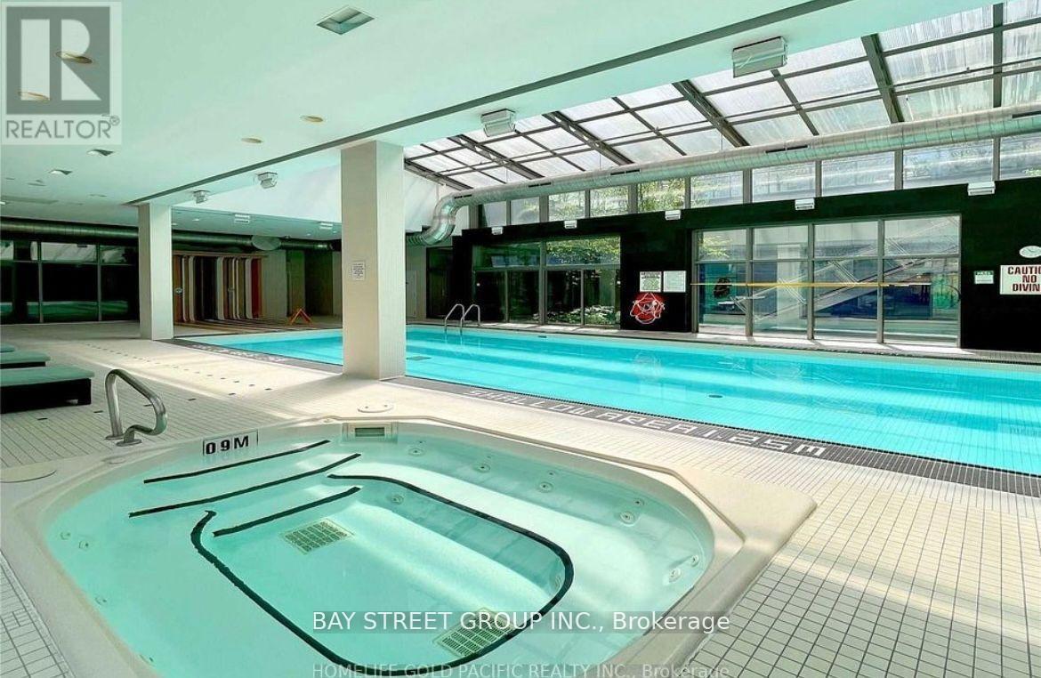 605 - 37 Grosvenor Street, Toronto, Ontario  M4Y 3G5 - Photo 8 - C13082208