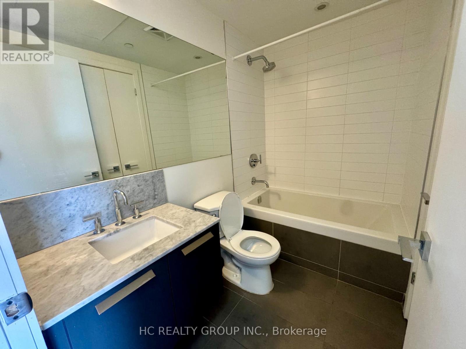 418 - 57 St Joseph Street, Toronto, Ontario  M5S 0C5 - Photo 12 - C13082226