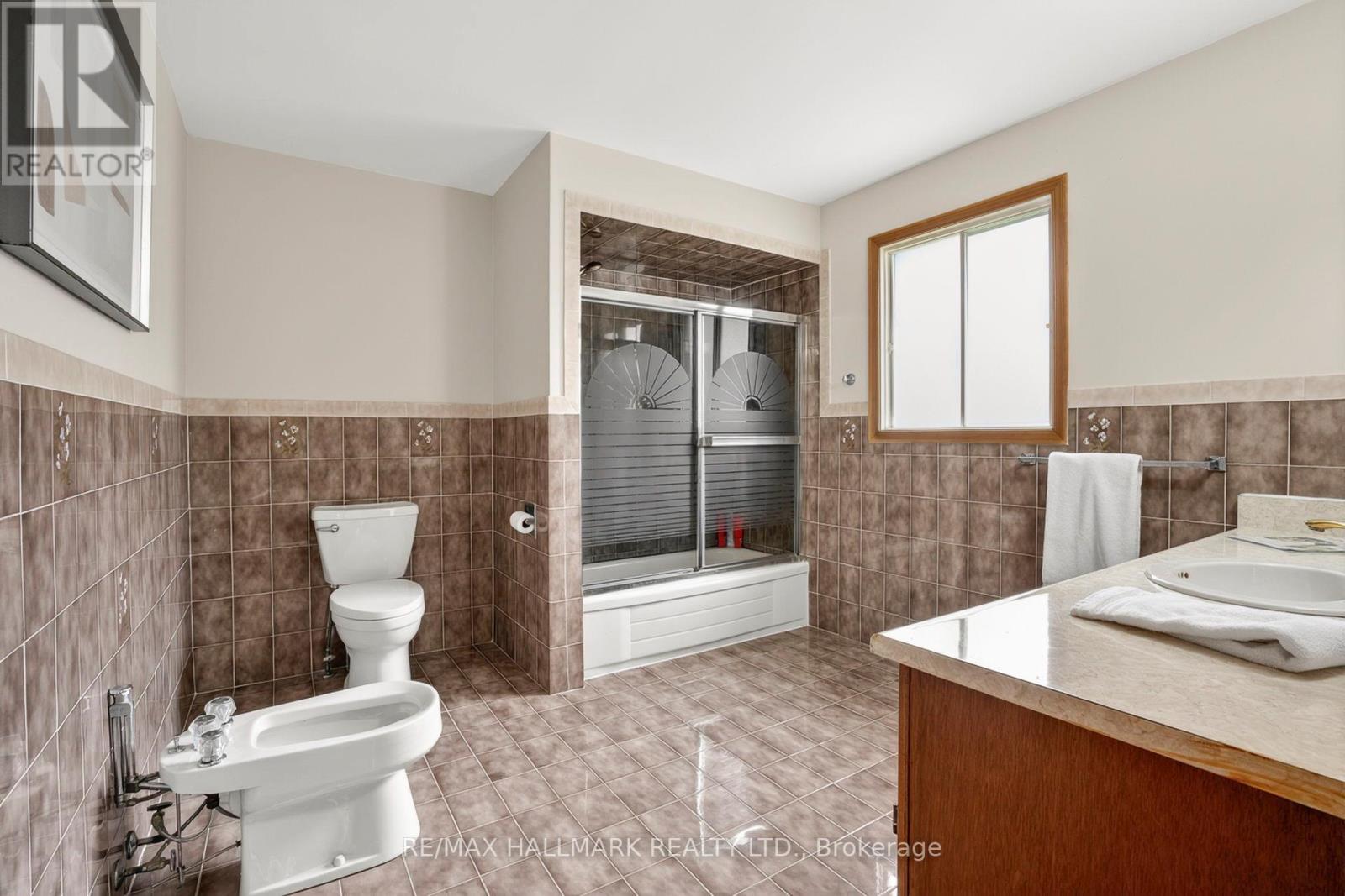 11 Greenvale Terrace, Toronto, Ontario  M1E 2B7 - Photo 21 - E13082232