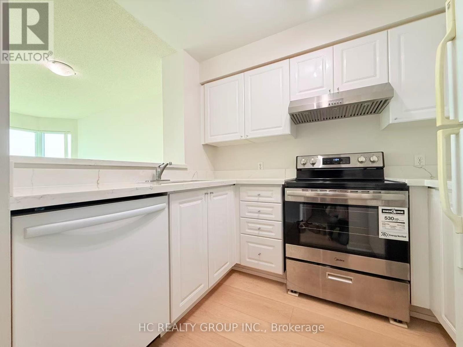 2205 - 11 Lee Centre Drive, Toronto, Ontario  M1H 3J5 - Photo 5 - E13045484