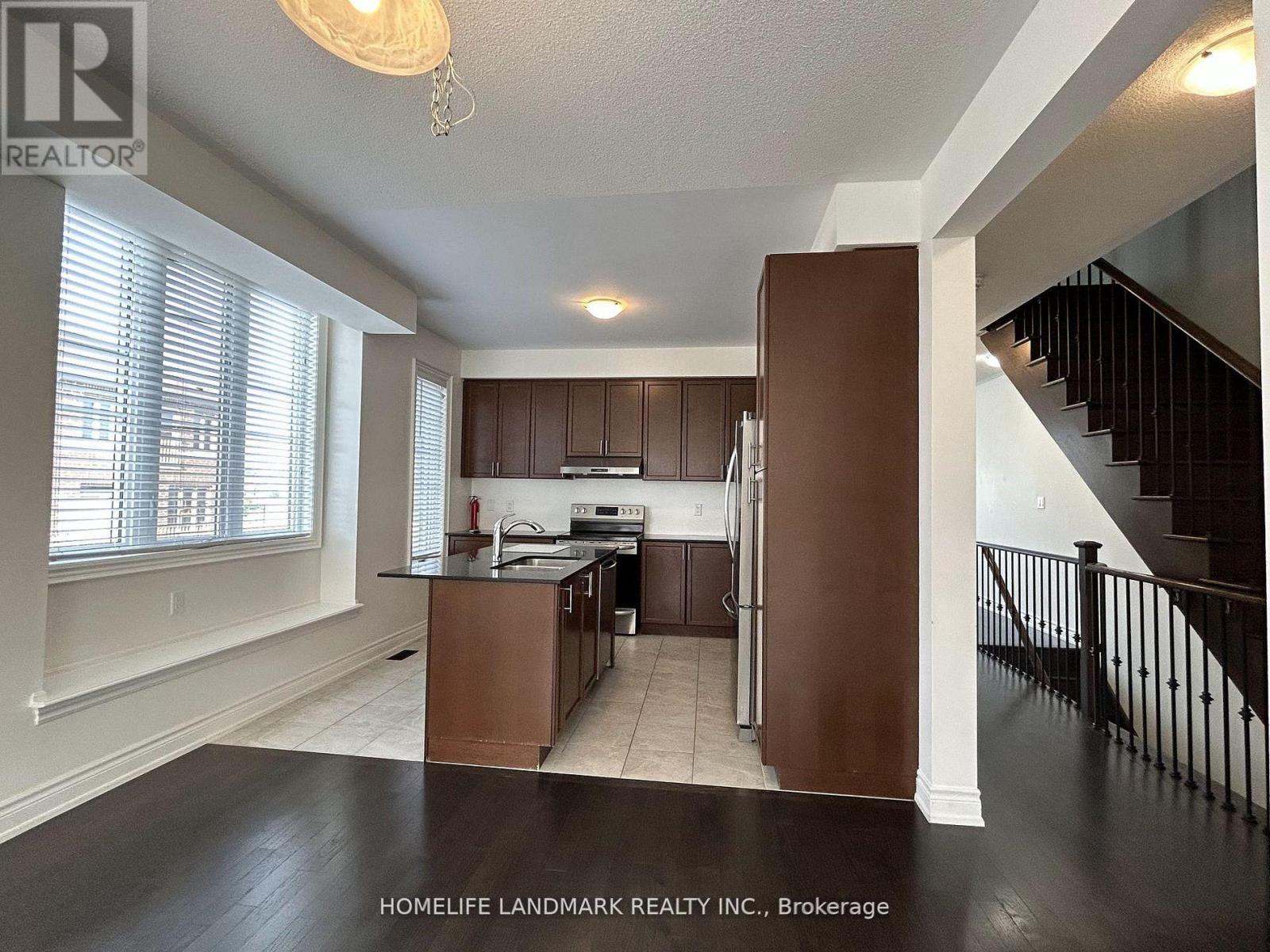 3 Temple Manor Road, Brampton, Ontario  L6Y 6C5 - Photo 17 - W13082188