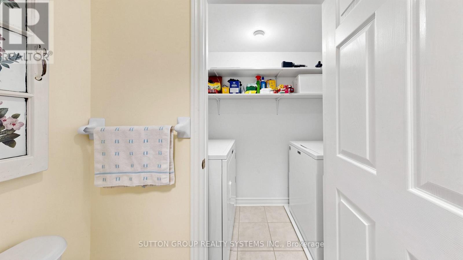 2138 Eglinton Avenue W, Toronto, Ontario  M6E 2K8 - Photo 14 - W13082198