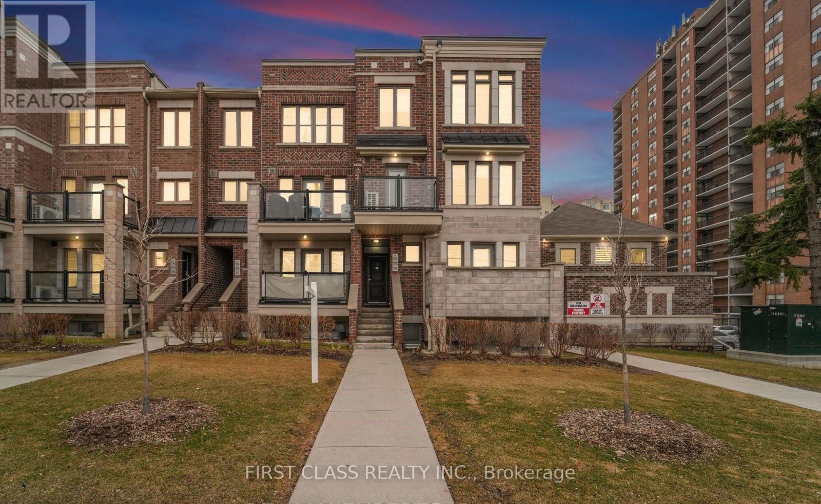 212 - 2355 SHEPPARD AVENUE W, Toronto, Ontario