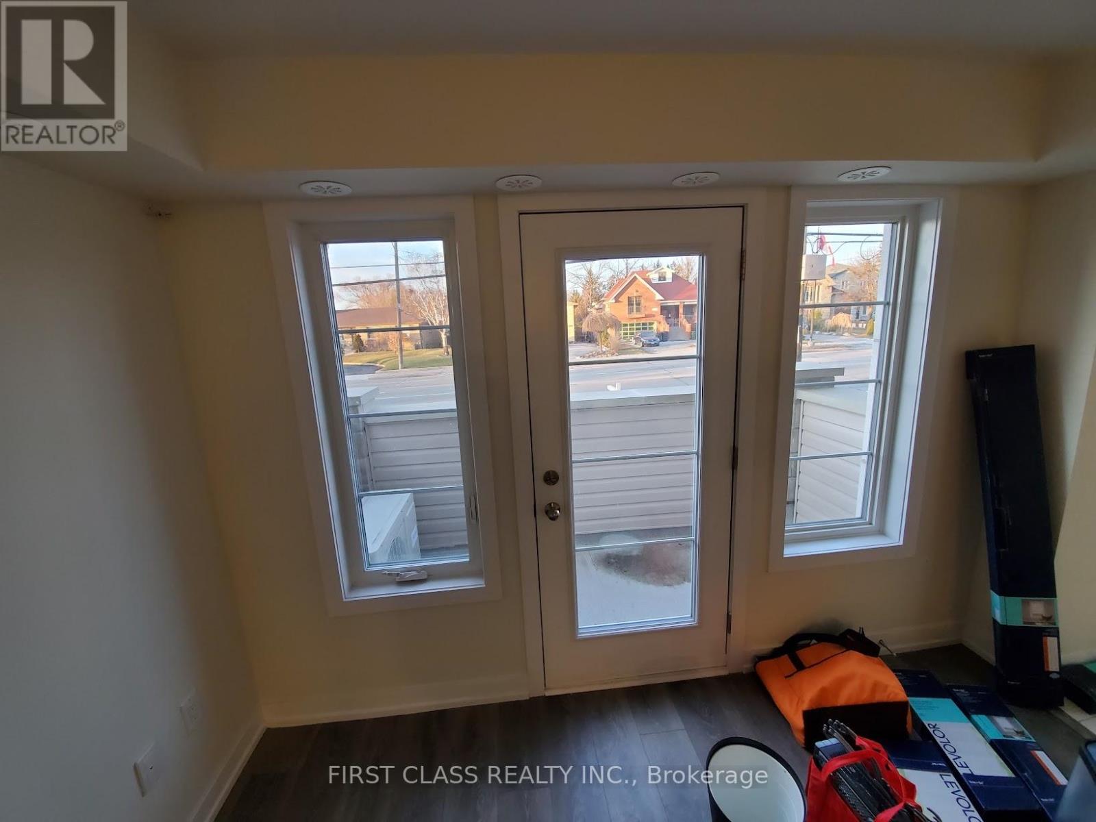 212 - 2355 Sheppard Avenue W, Toronto, Ontario  M9M 1M3 - Photo 4 - W13082210