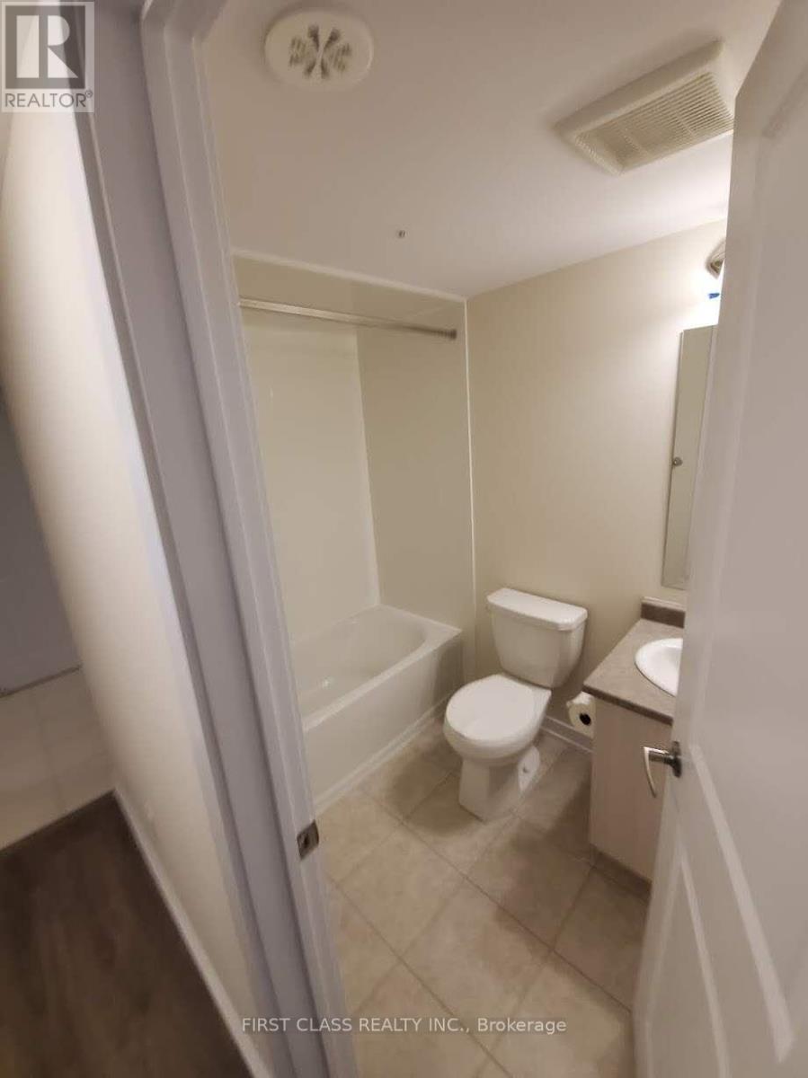 212 - 2355 Sheppard Avenue W, Toronto, Ontario  M9M 1M3 - Photo 9 - W13082210