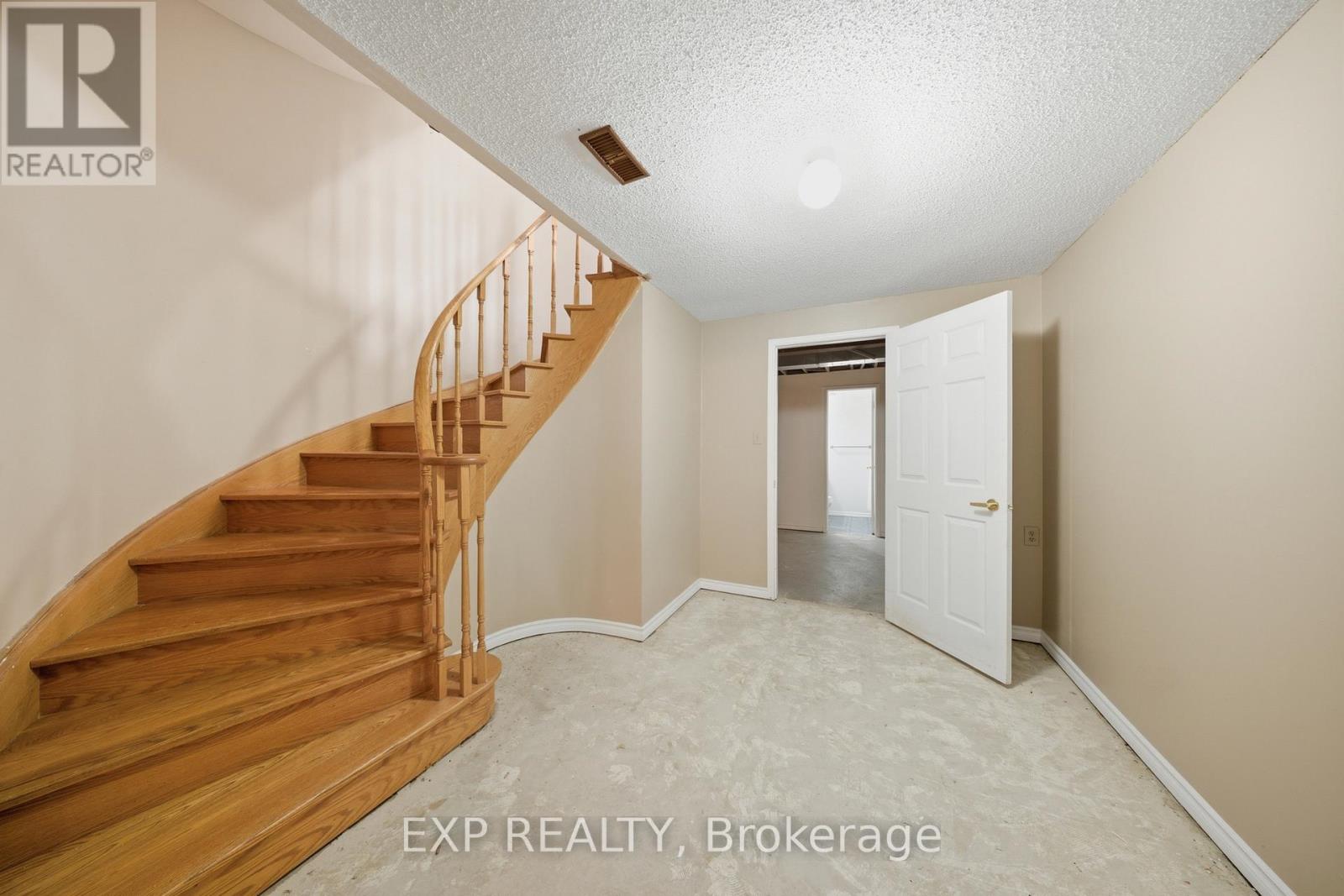 85 Professor's Lake Parkway, Brampton, Ontario  L6S 4T4 - Photo 37 - W13082238
