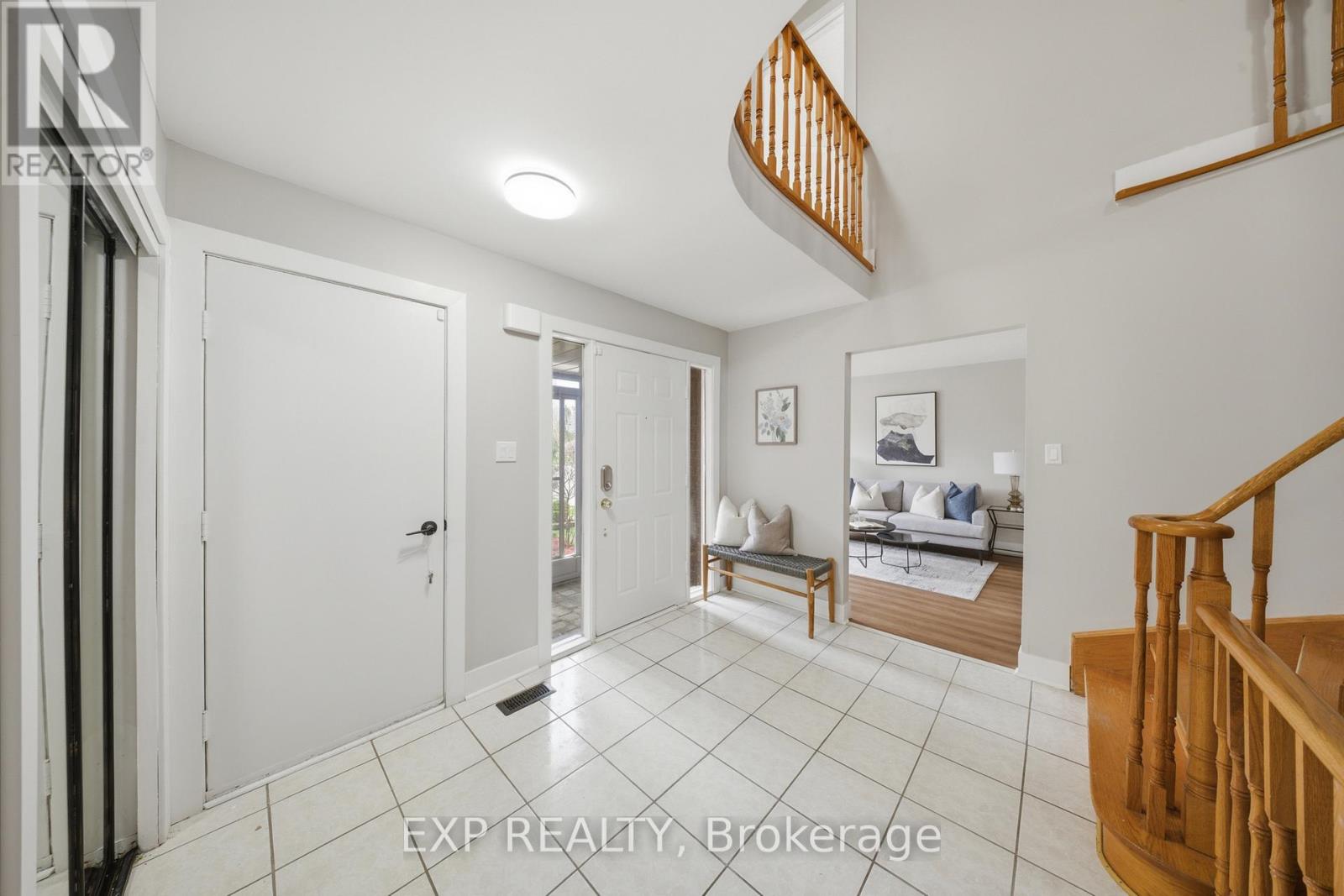 85 Professor's Lake Parkway, Brampton, Ontario  L6S 4T4 - Photo 5 - W13082238