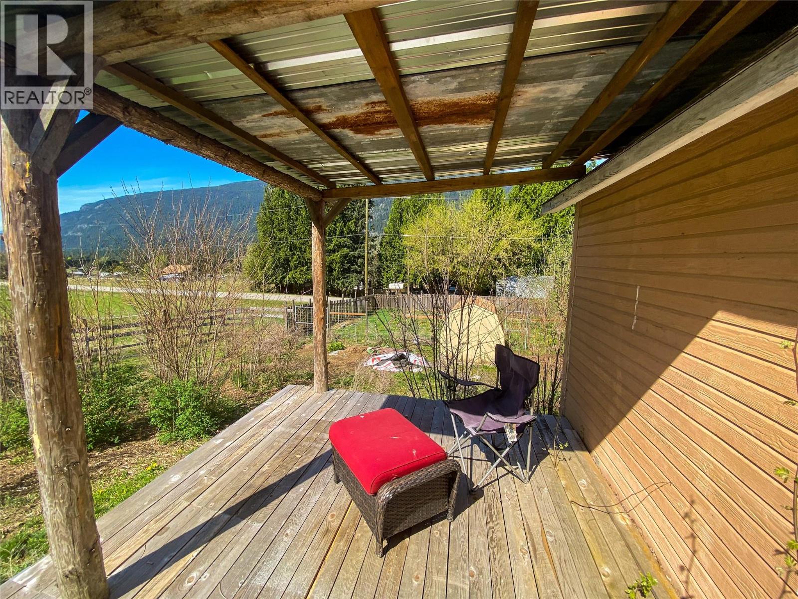 2158 Makonin Road, Glade, British Columbia  V1N 4R2 - Photo 40 - 10345121