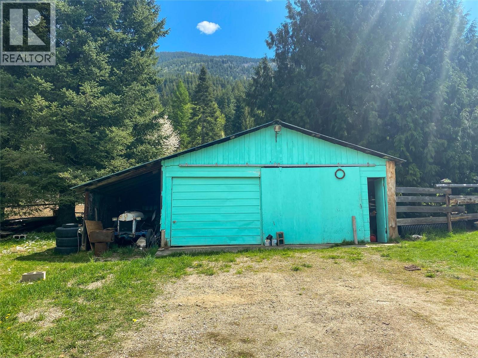 2158 Makonin Road, Glade, British Columbia  V1N 4R2 - Photo 46 - 10345121