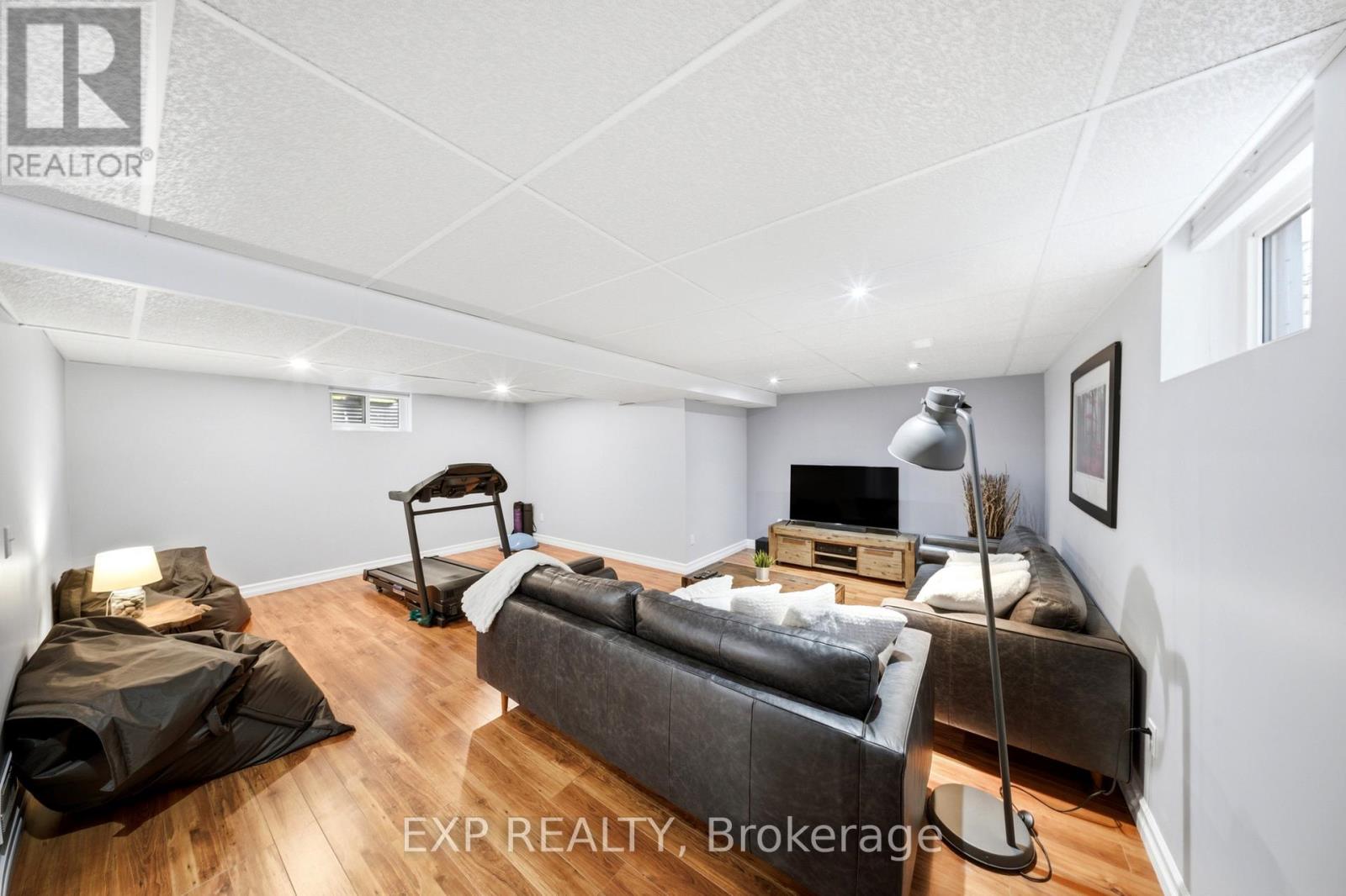 679 Zermatt Drive, Waterloo, Ontario  N2T 2V2 - Photo 27 - X13082242