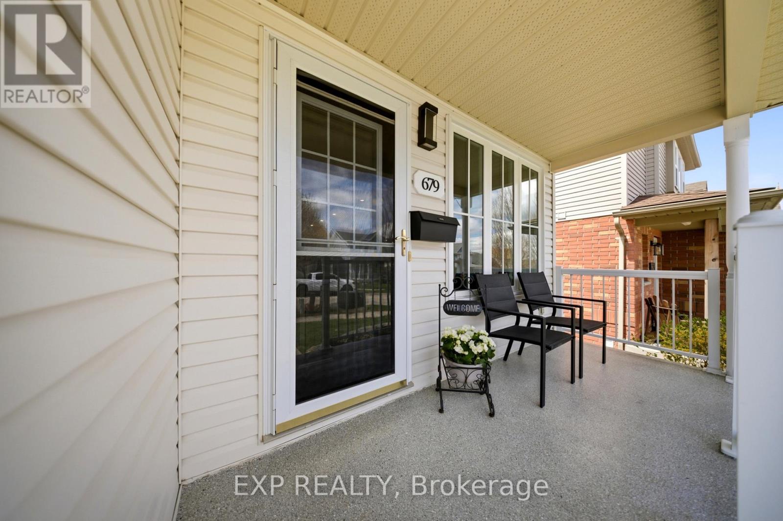 679 Zermatt Drive, Waterloo, Ontario  N2T 2V2 - Photo 5 - X13082242