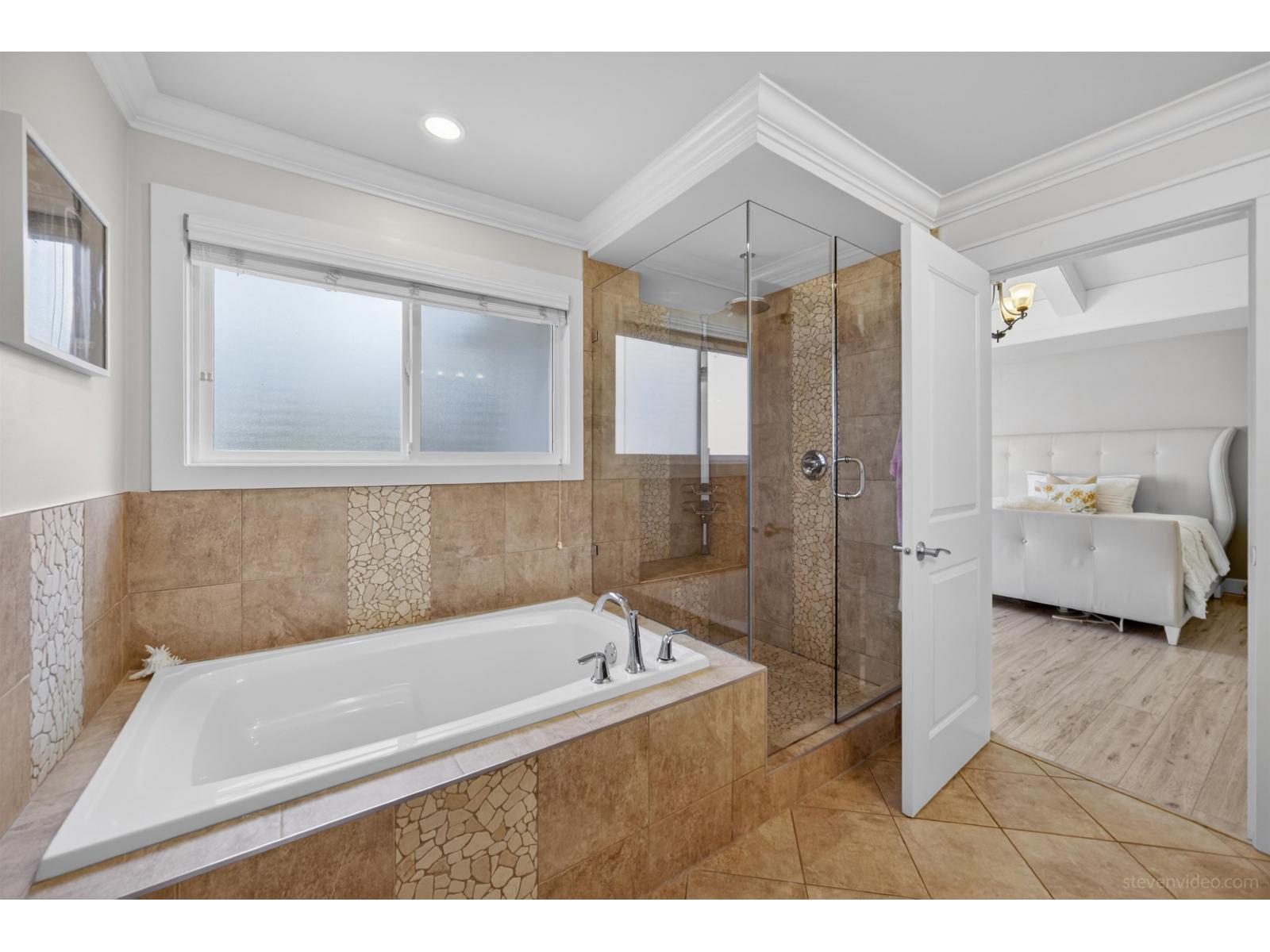 8248 211 Street, Langley, British Columbia  V2Y 0E4 - Photo 26 - R3098883