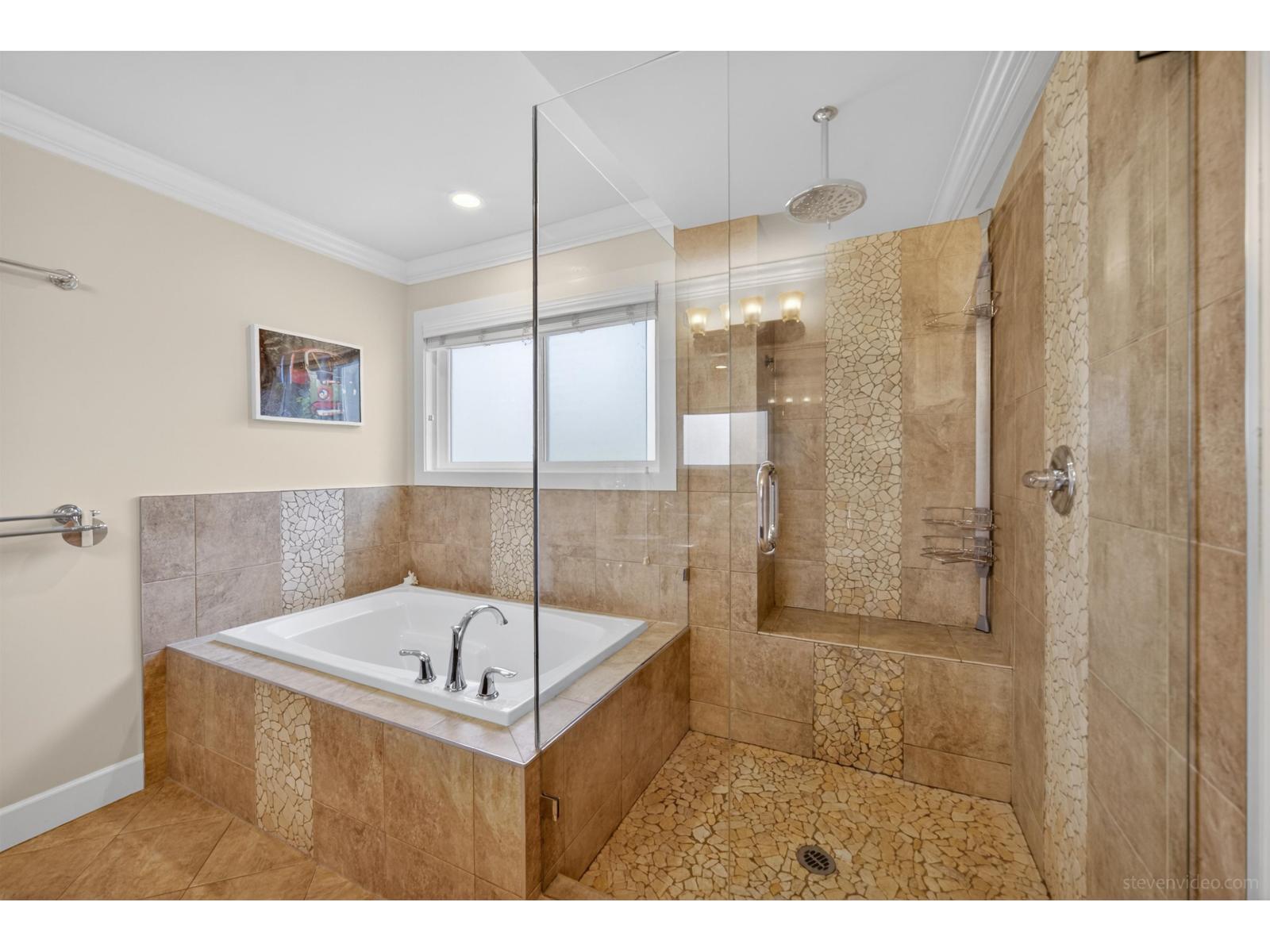 8248 211 Street, Langley, British Columbia  V2Y 0E4 - Photo 27 - R3098883