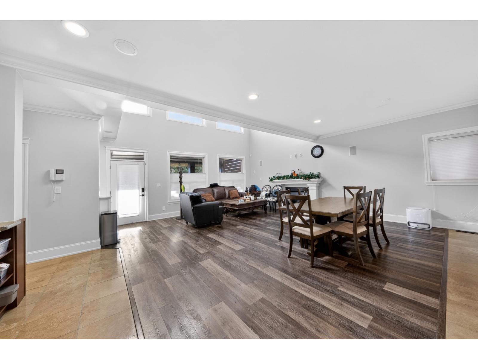 7257 197b Street, Langley, British Columbia  V2Y 3H7 - Photo 9 - R3118629